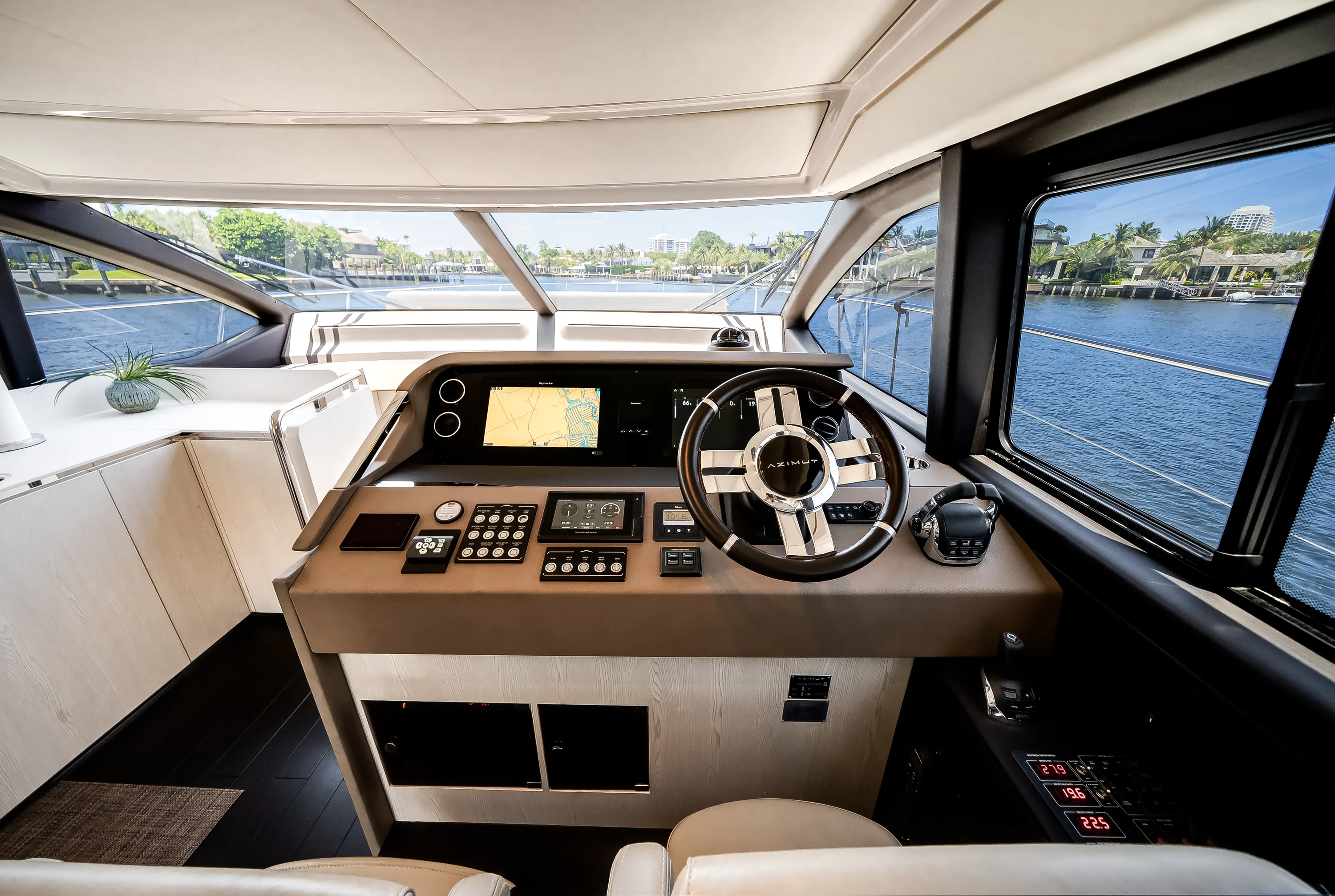 2021 Azimut 50 FLY Image Thumbnail #42