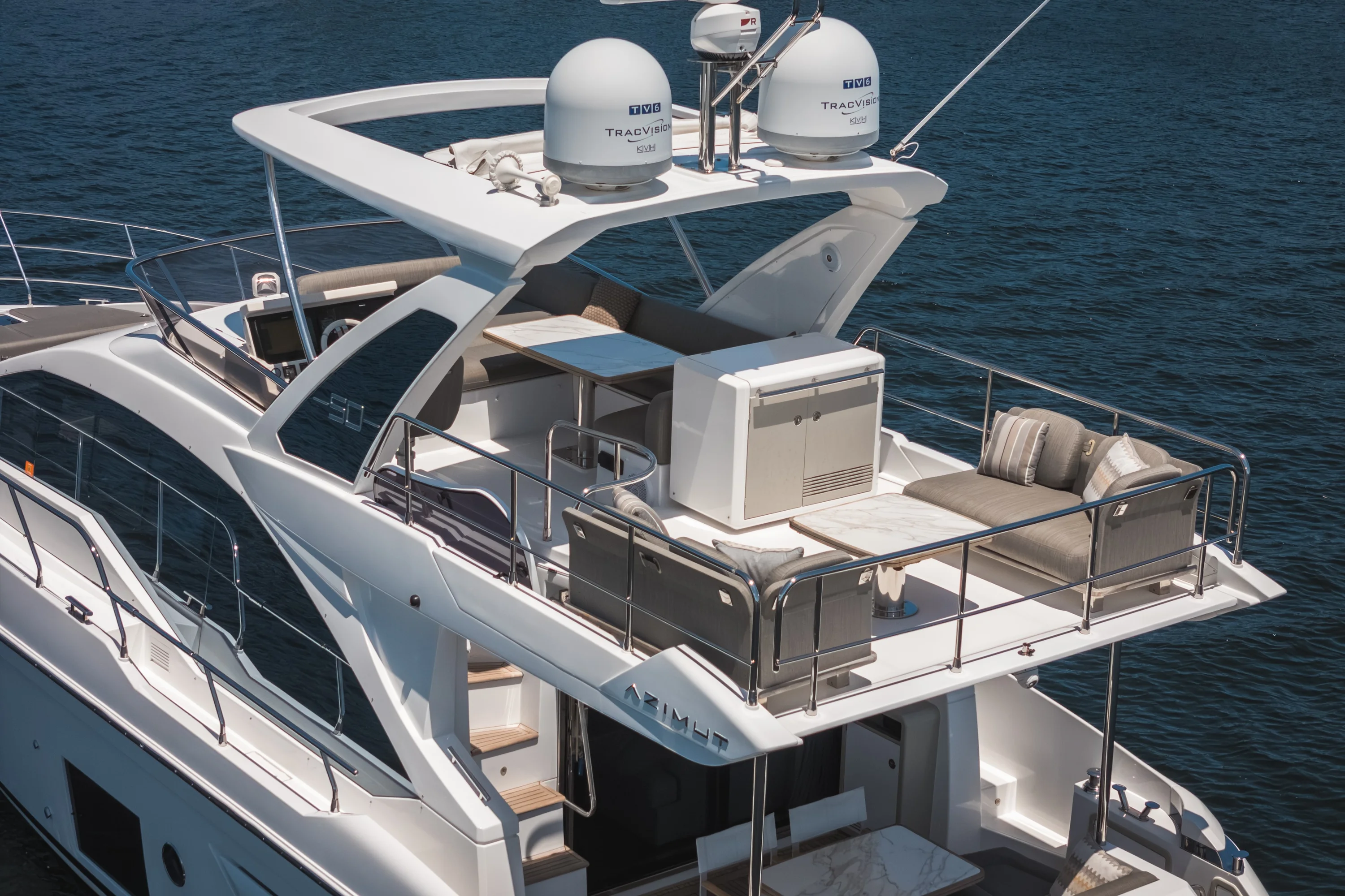 2021 Azimut 50 FLY Image Thumbnail #10