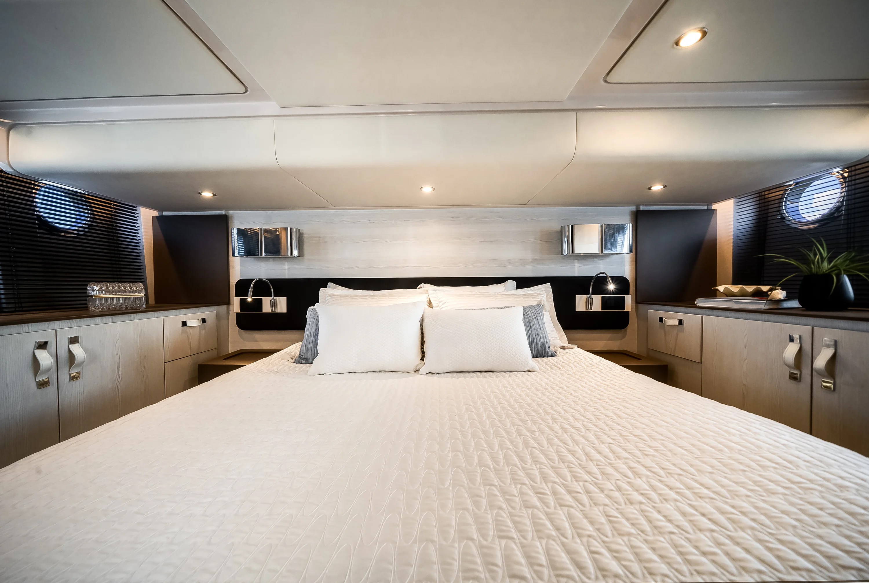 2021 Azimut 50 FLY Image Thumbnail #48
