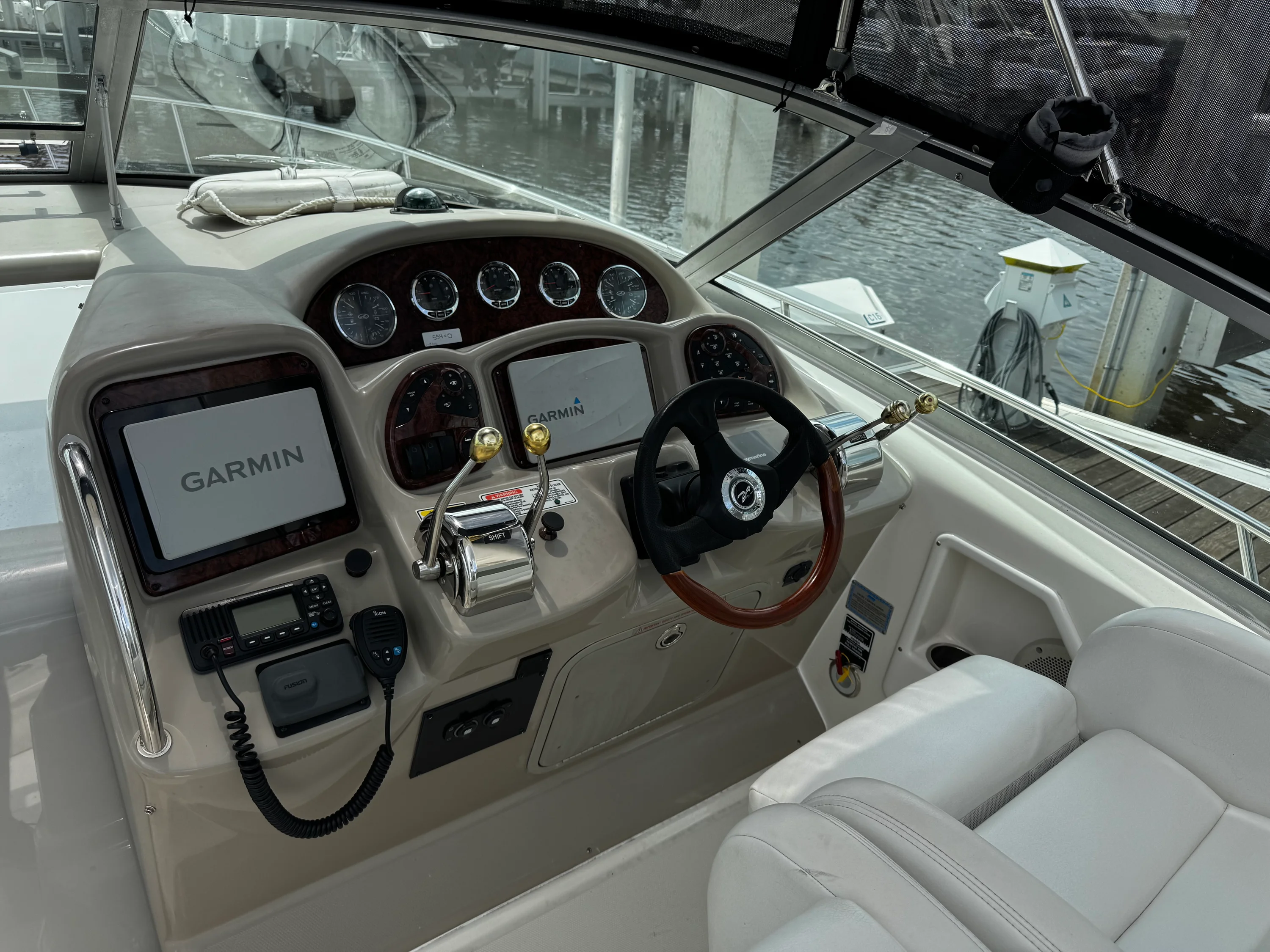 2006 Sea Ray 340 Sundancer Image Thumbnail #27