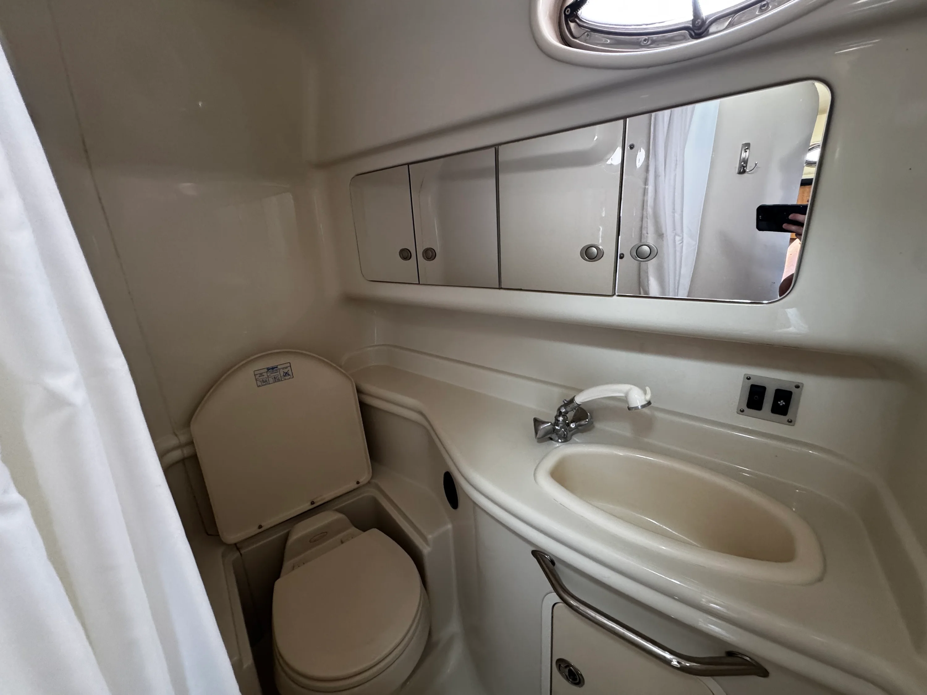 2006 Sea Ray 340 Sundancer Image Thumbnail #45