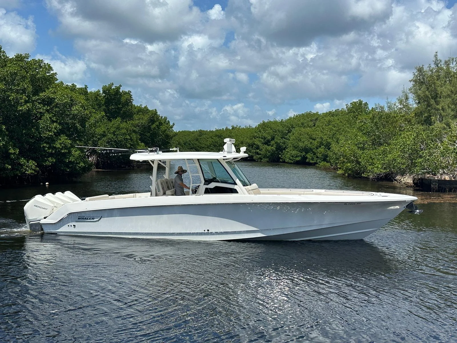 2021 Boston Whaler 380 OUTRAGE Image Thumbnail #12