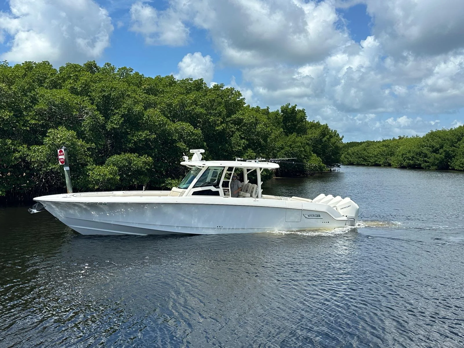 2021 Boston Whaler 380 OUTRAGE Image Thumbnail #7