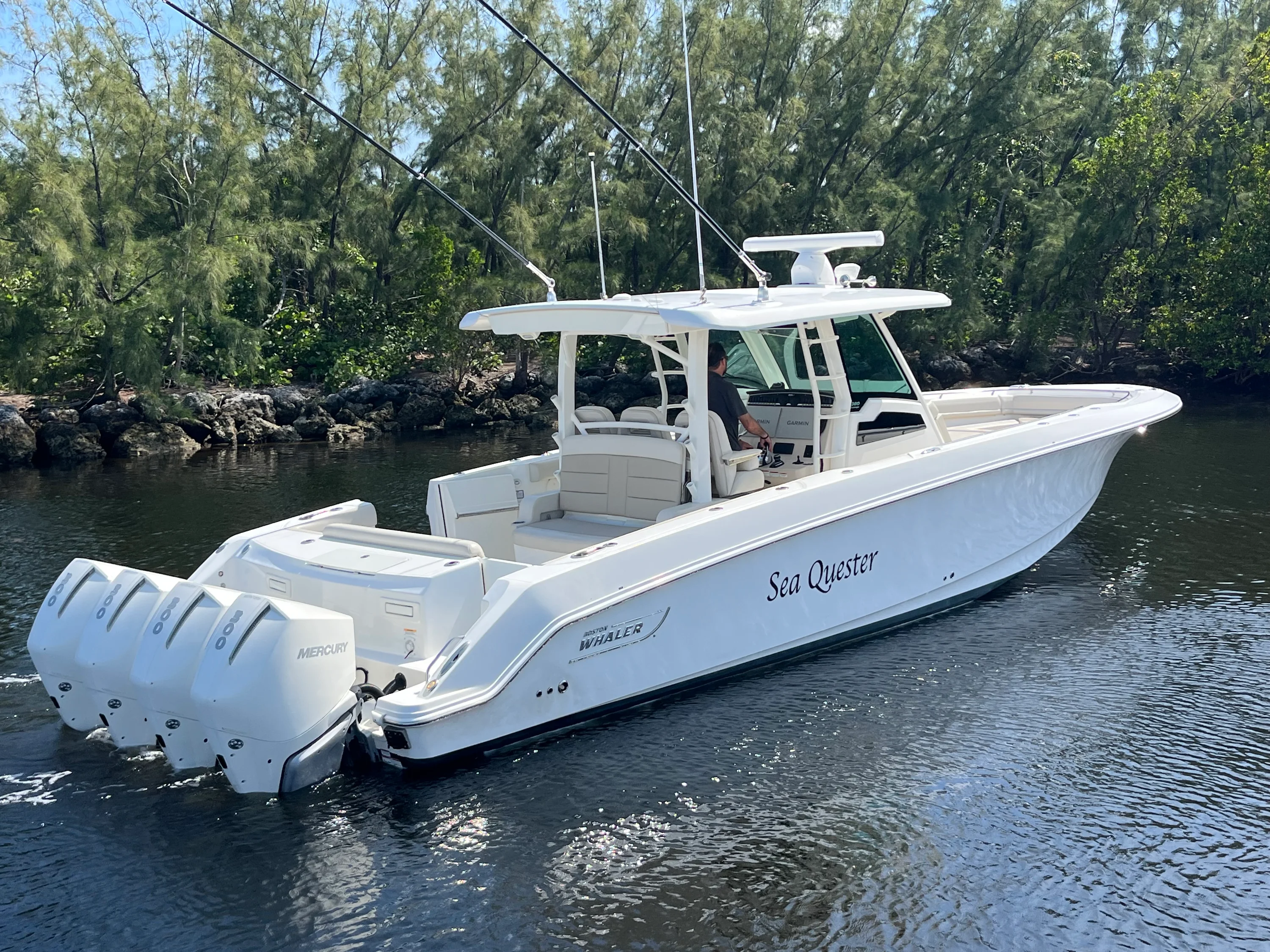 2021 Boston Whaler 380 OUTRAGE Image Thumbnail #1