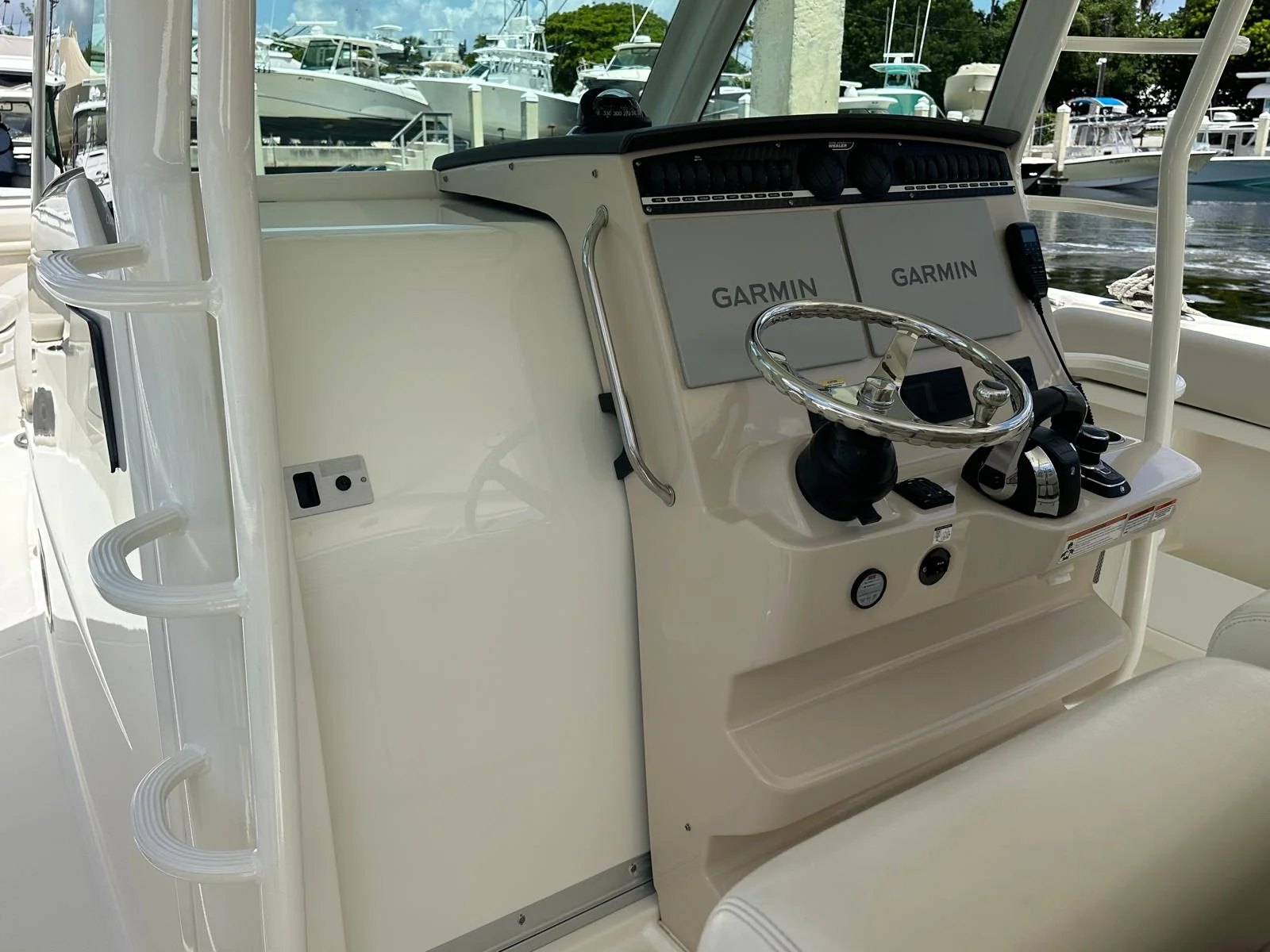 2021 Boston Whaler 380 OUTRAGE Image Thumbnail #23