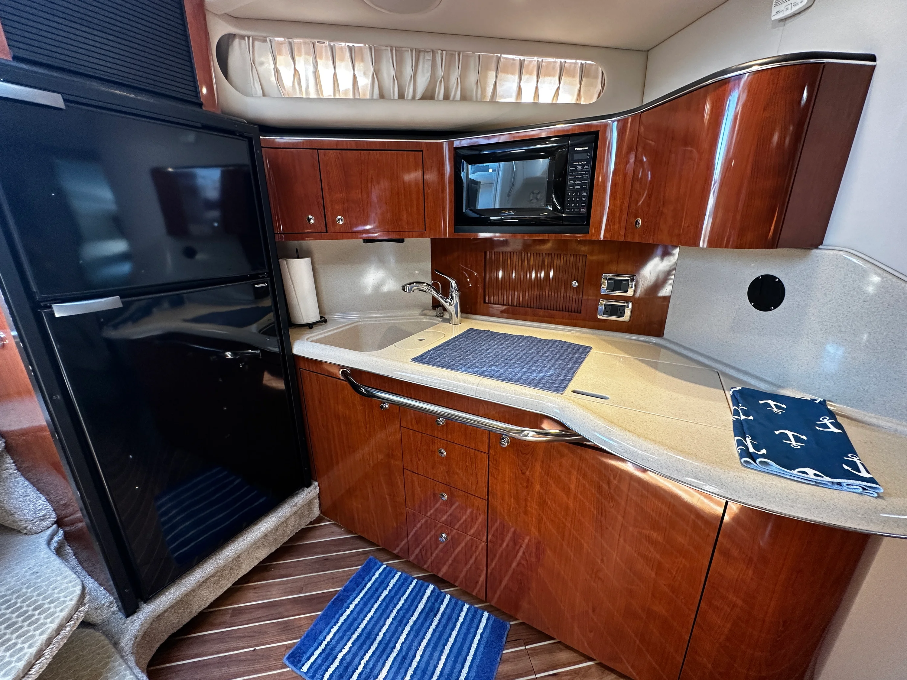 2003 Sea Ray 380 Sundancer Image Thumbnail #39