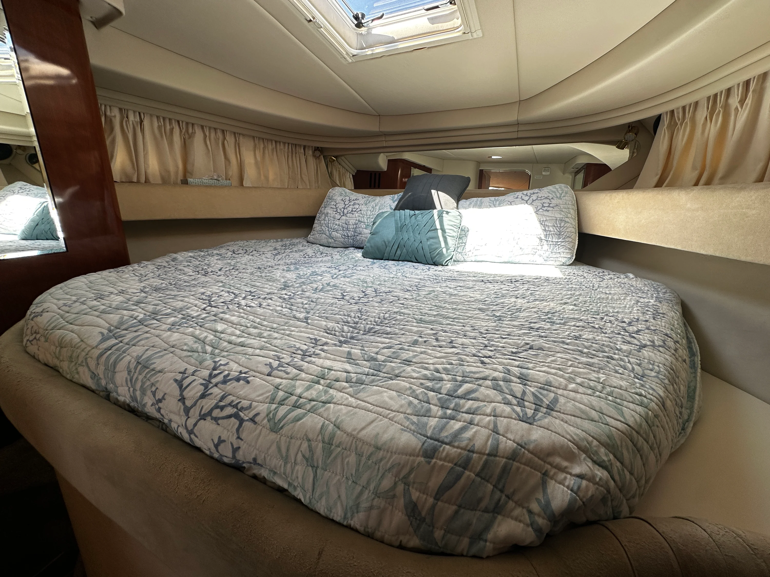 2003 Sea Ray 380 Sundancer Image Thumbnail #50
