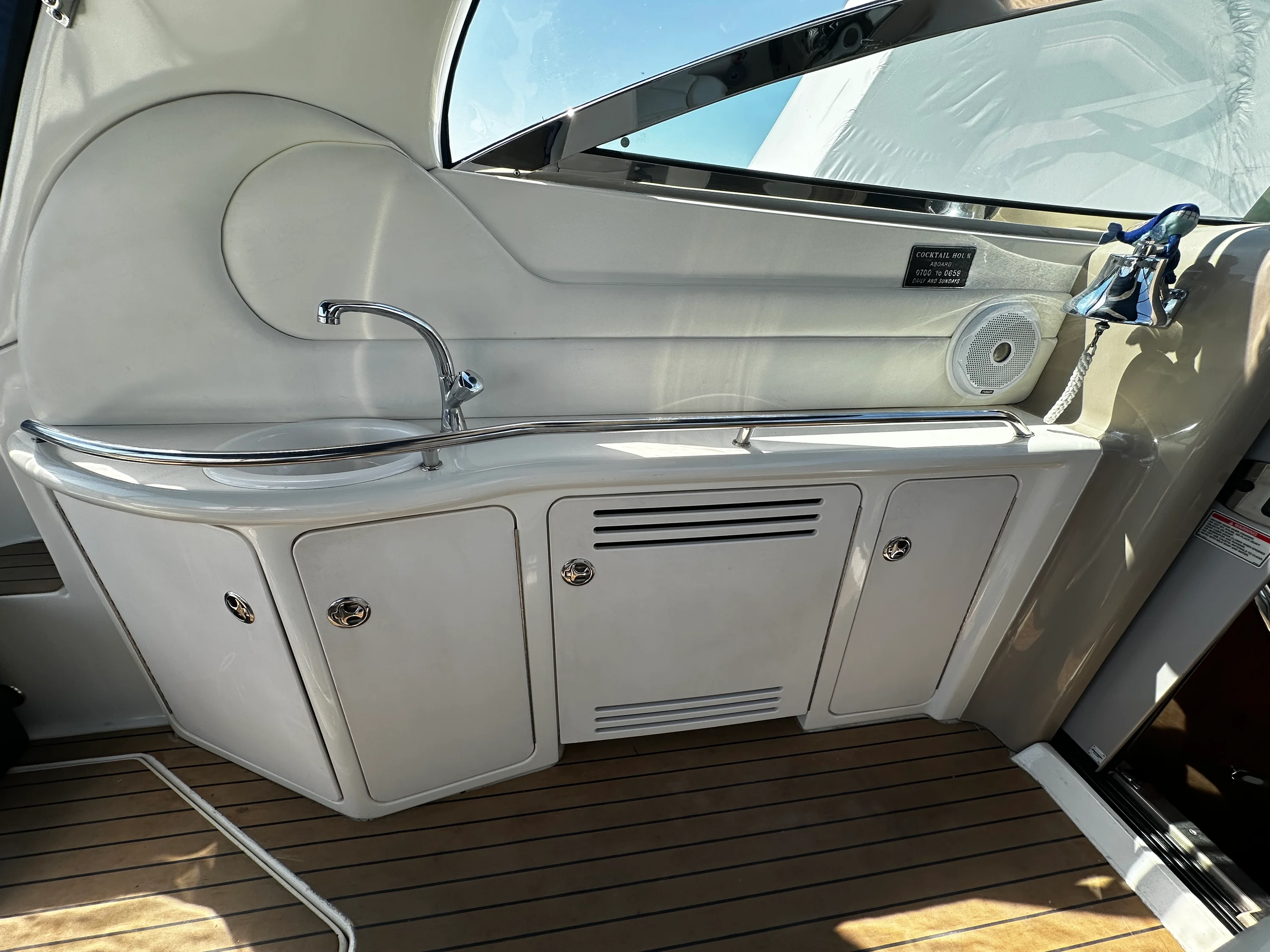 2003 Sea Ray 380 Sundancer Image Thumbnail #14