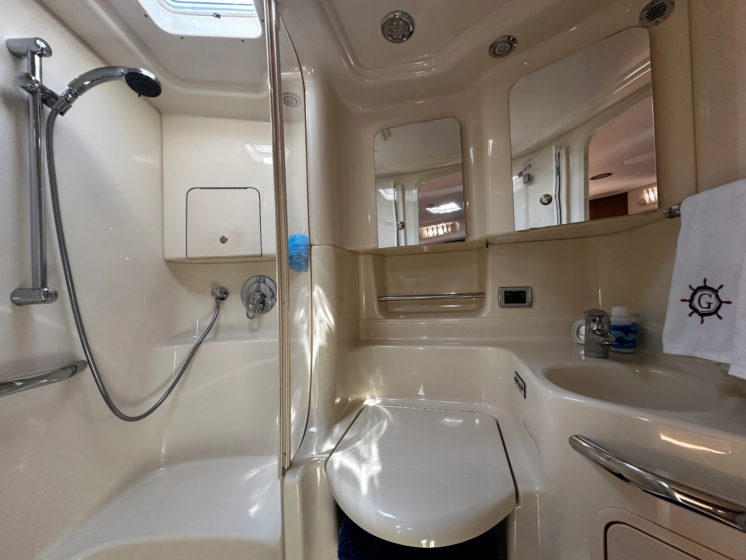2003 Sea Ray 380 Sundancer Image Thumbnail #53