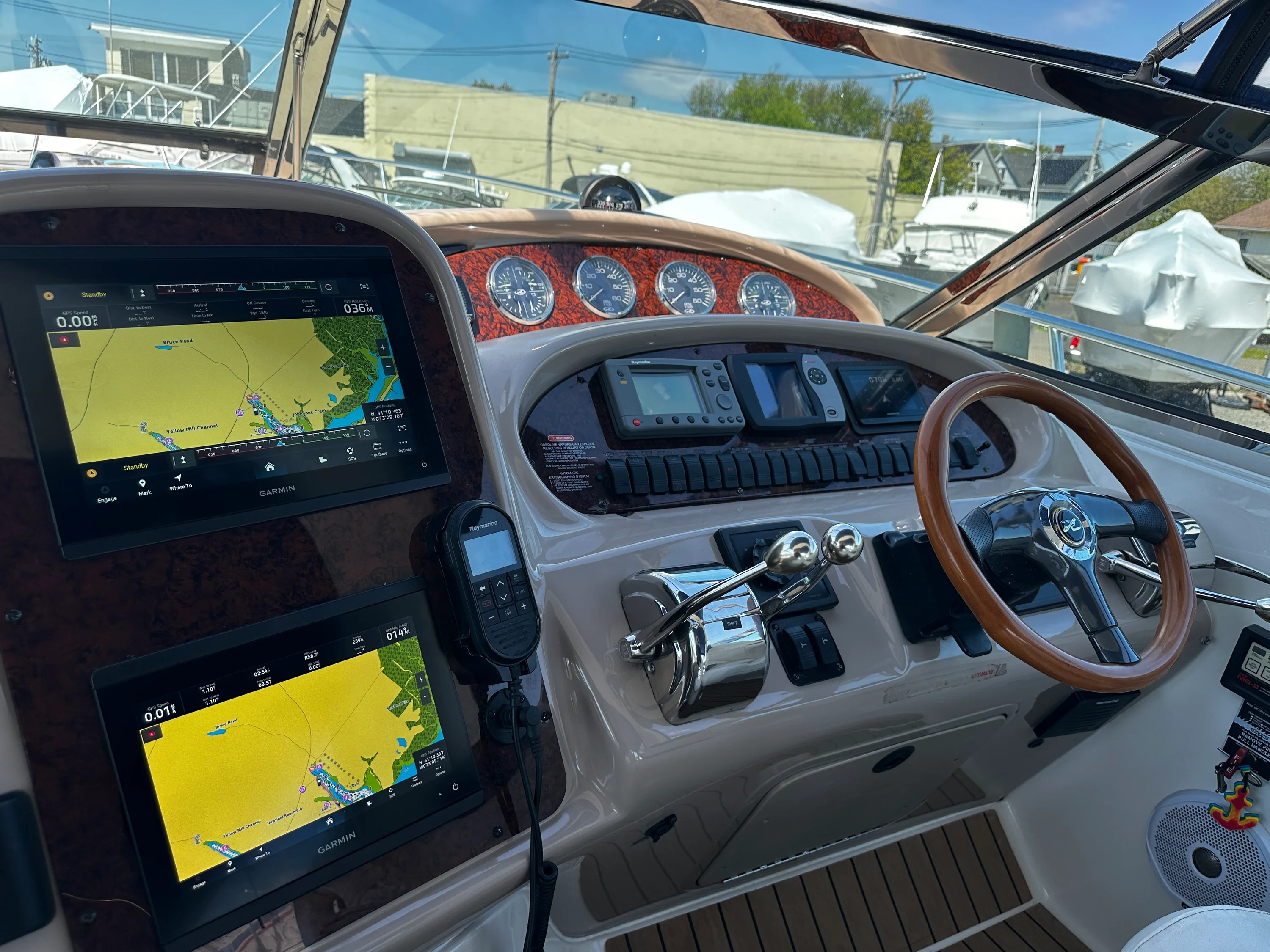 2003 Sea Ray 380 Sundancer Image Thumbnail #24