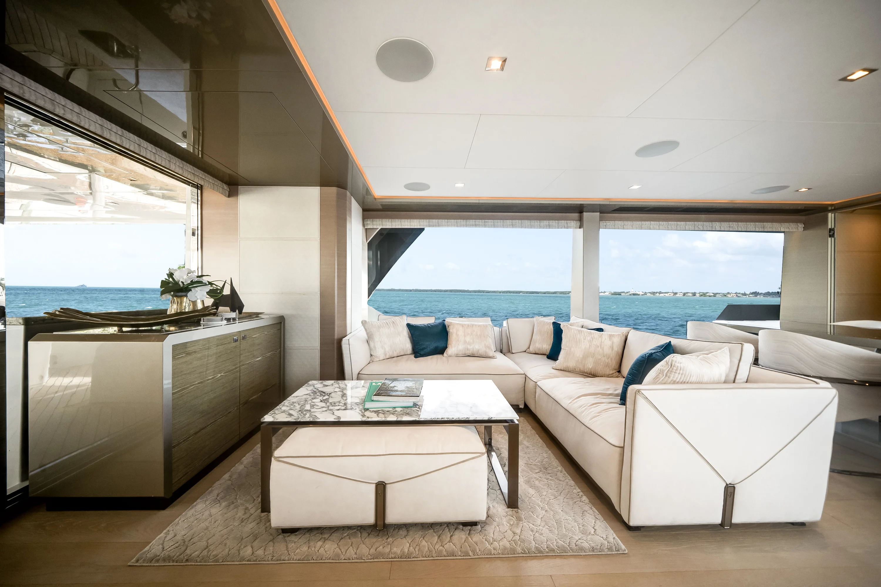 2023 Ocean Alexander 27R Image Thumbnail #19