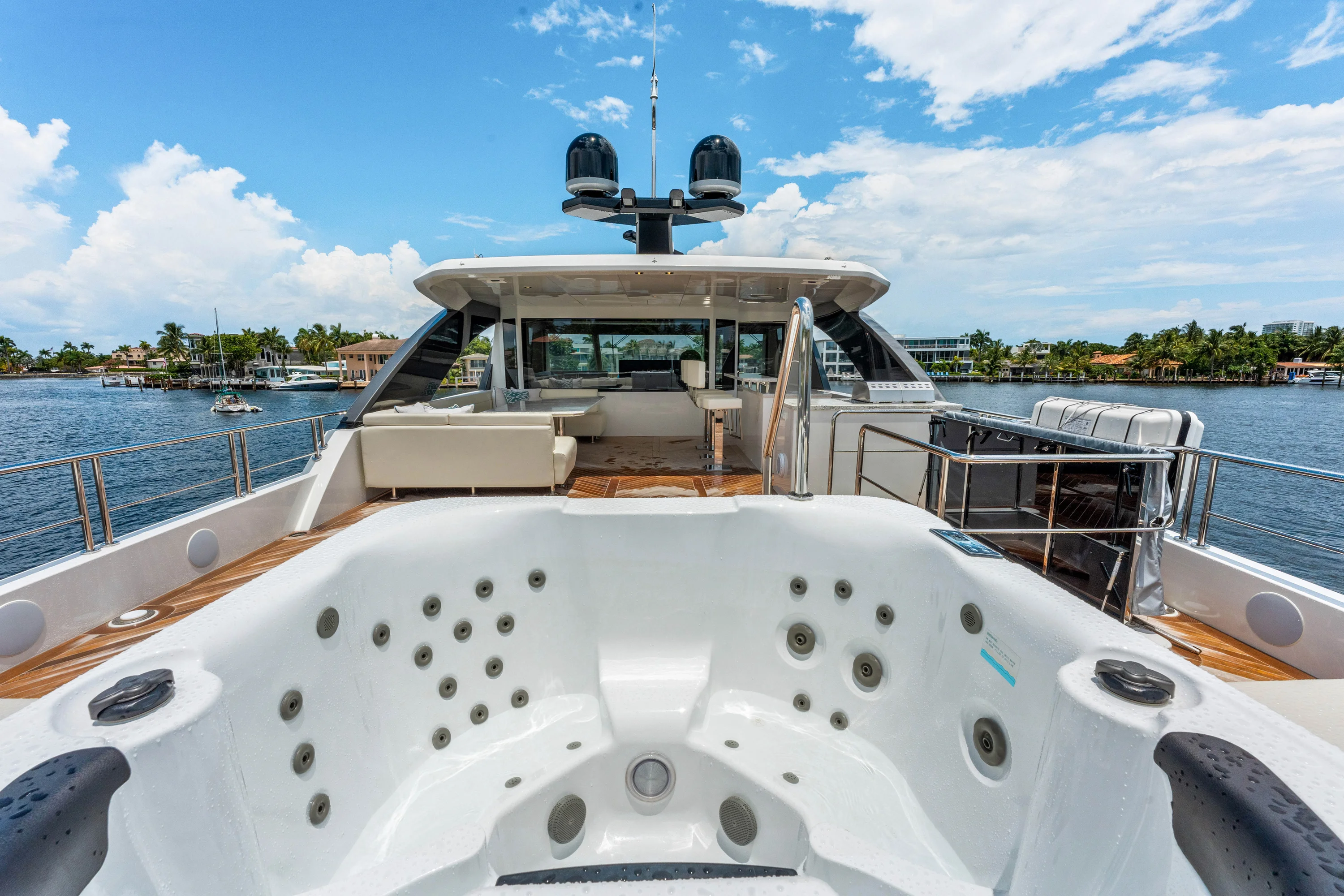 2023 Ocean Alexander 27R Image Thumbnail #32