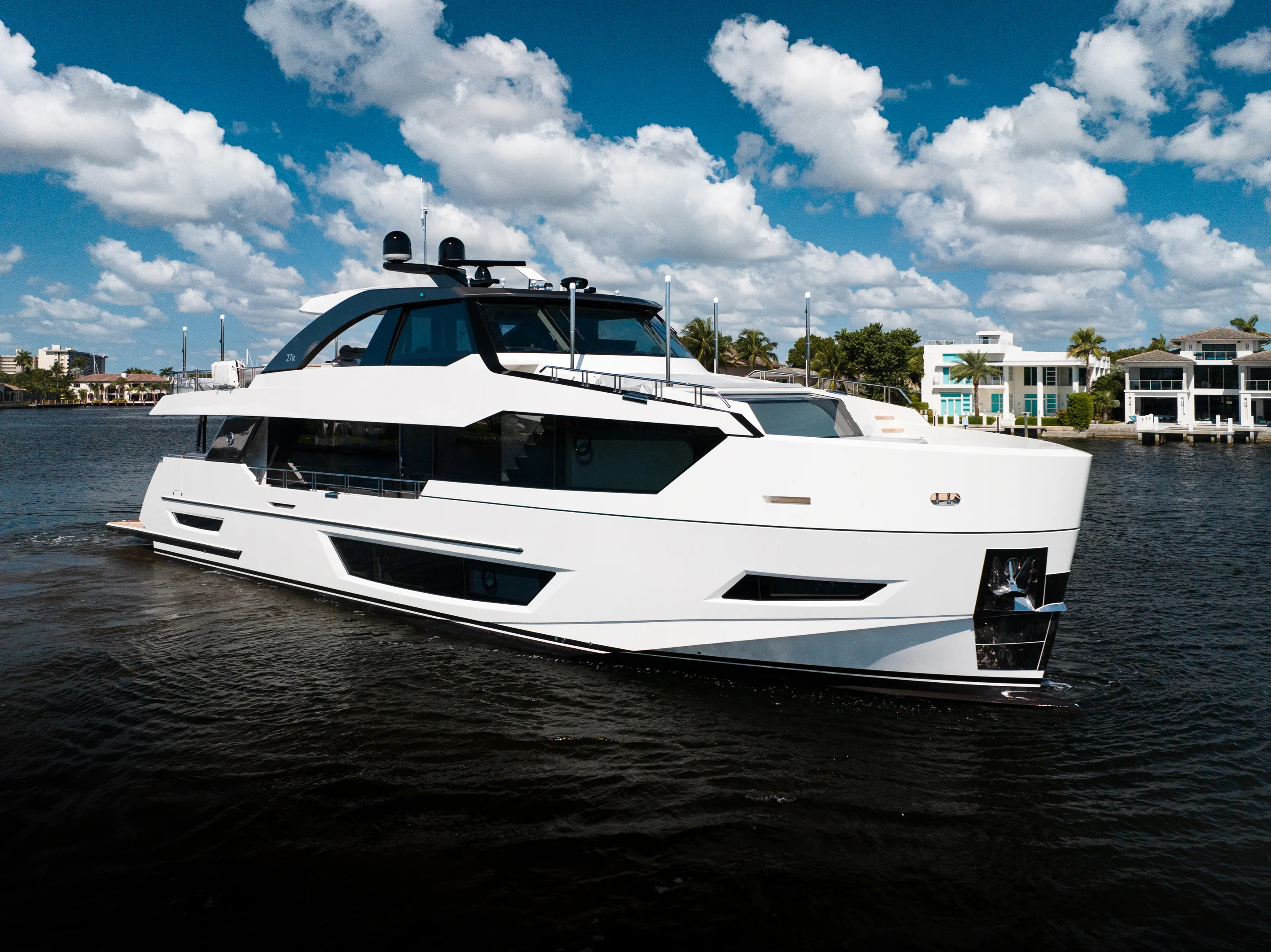 2023 Ocean Alexander 27R Image Thumbnail #1