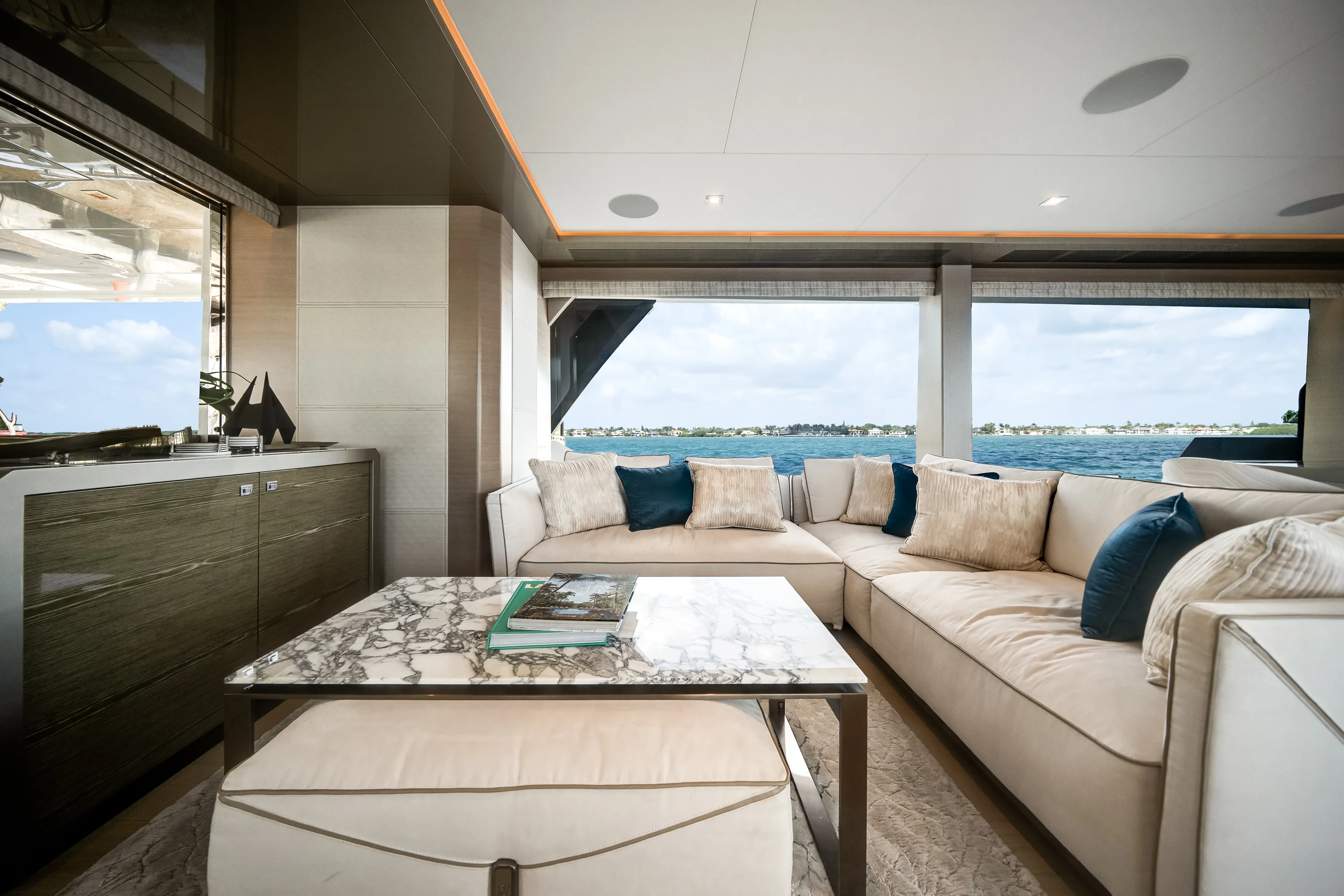 2023 Ocean Alexander 27R Image Thumbnail #21