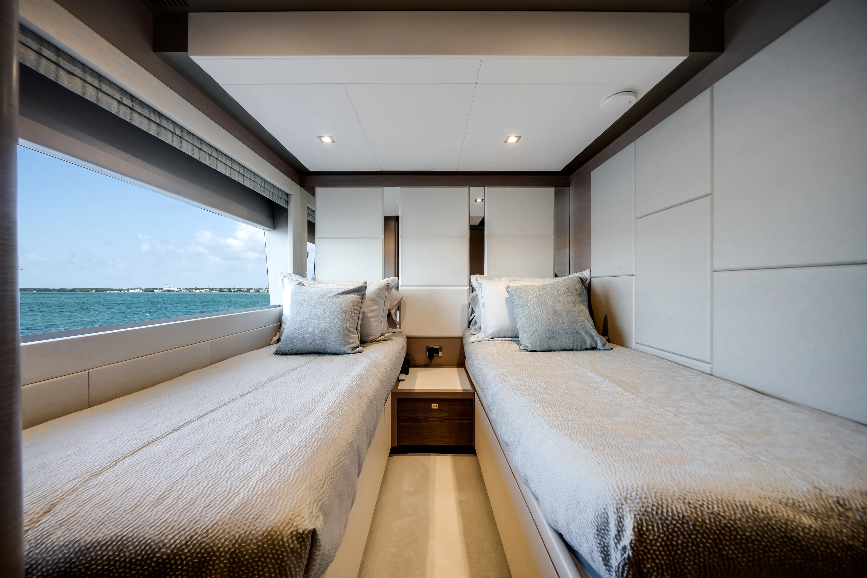 2023 Ocean Alexander 27R Image Thumbnail #29