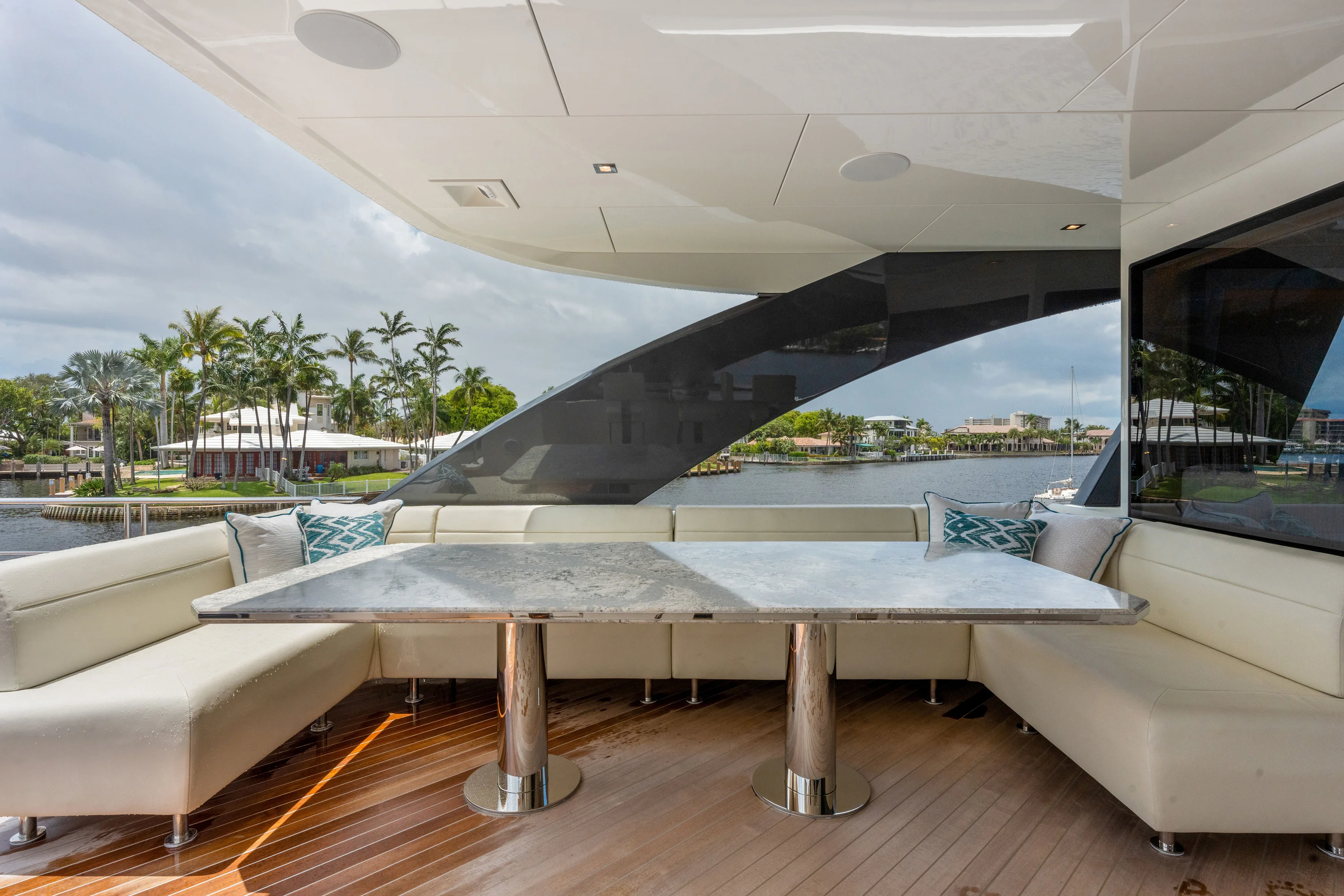 2023 Ocean Alexander 27R Image Thumbnail #29