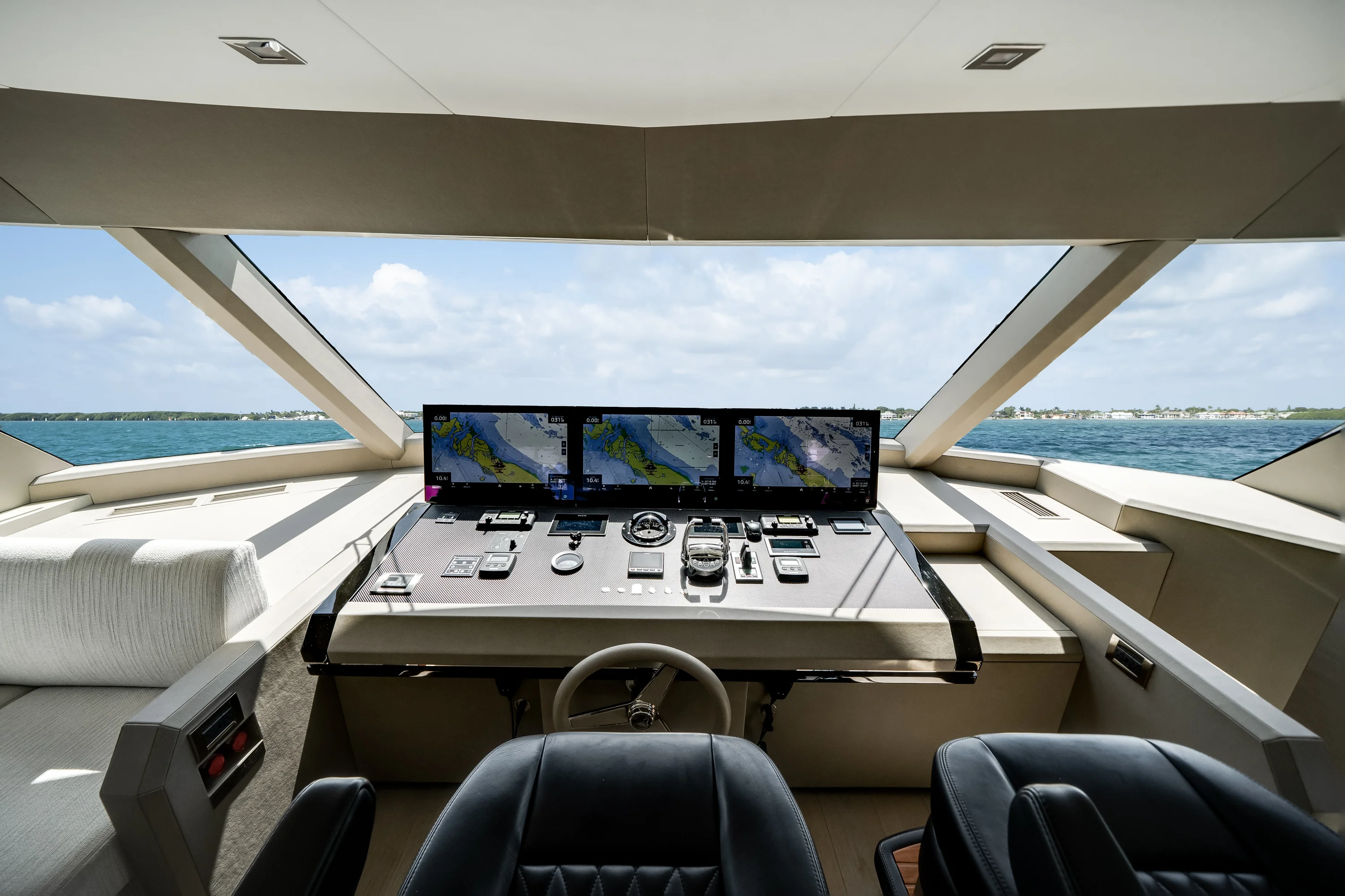 2023 Ocean Alexander 27R Image Thumbnail #88