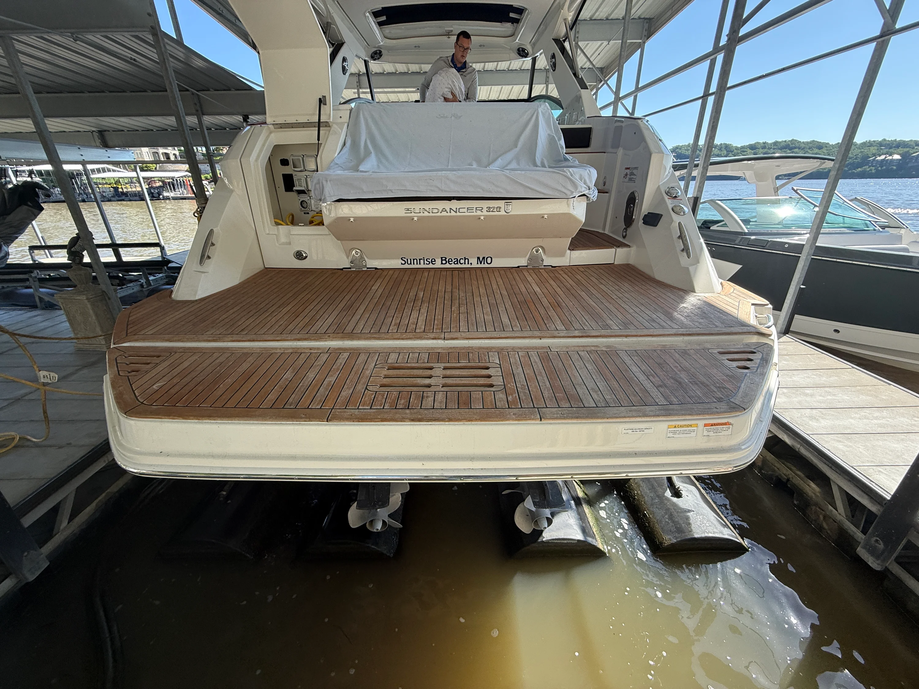 2020 Sea Ray 320 DA Image Thumbnail #22