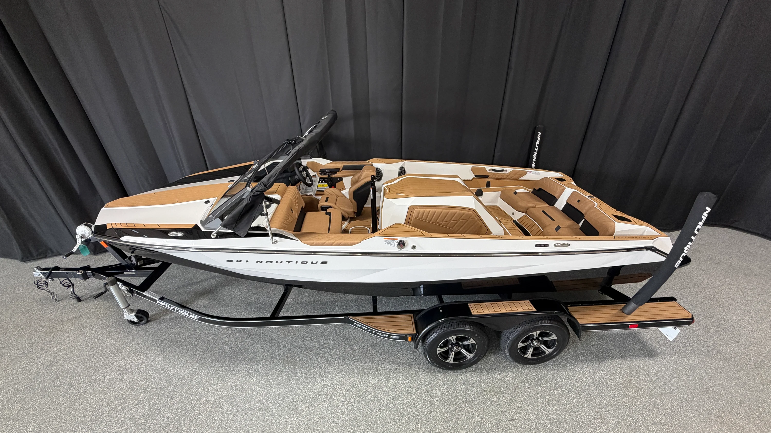 2027 Nautique SKI NAUTIQUE Image Thumbnail #2