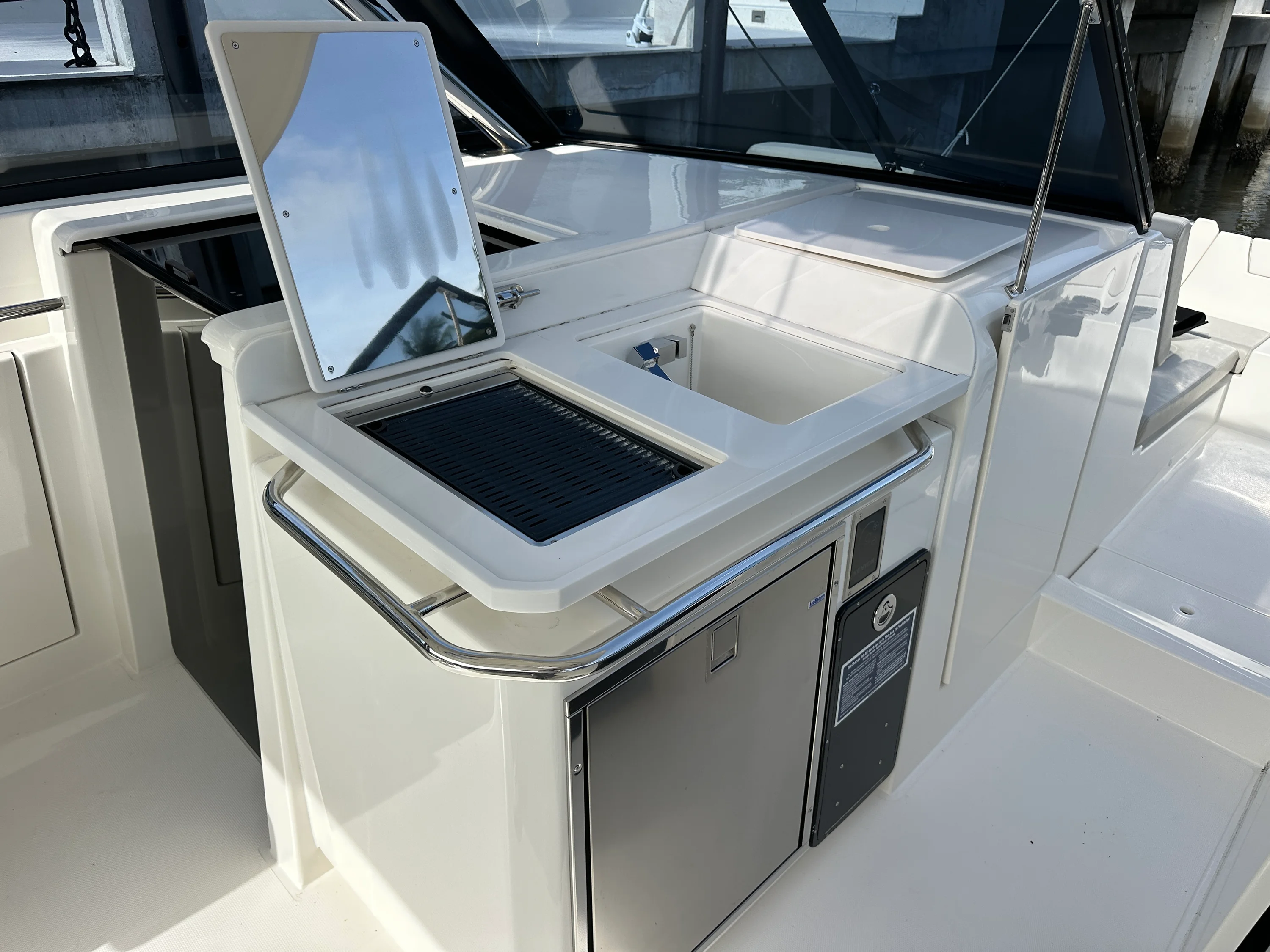 2024 Aquila 32 SPORT Image Thumbnail #14