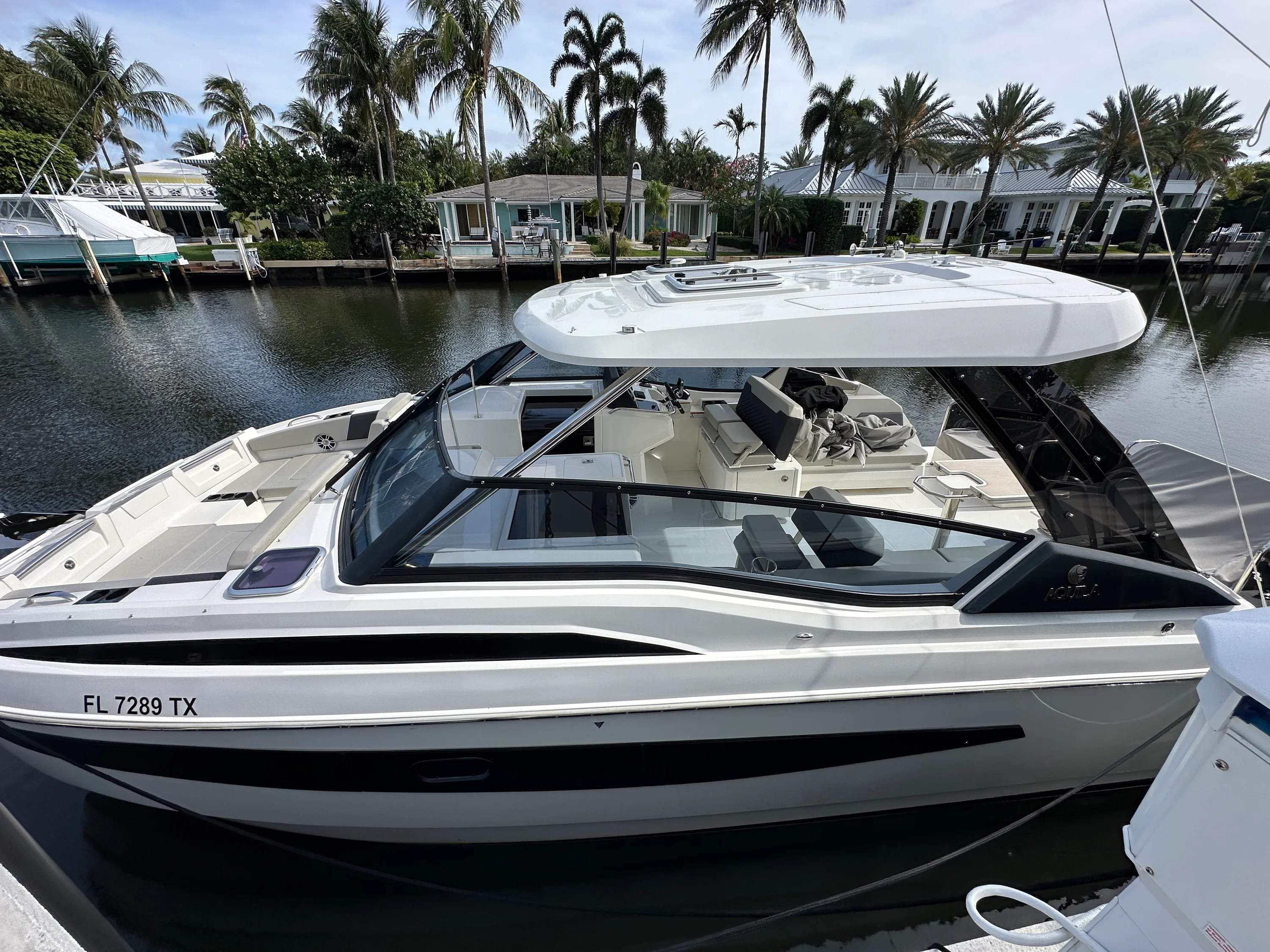 2024 Aquila 32 SPORT Image Thumbnail #1