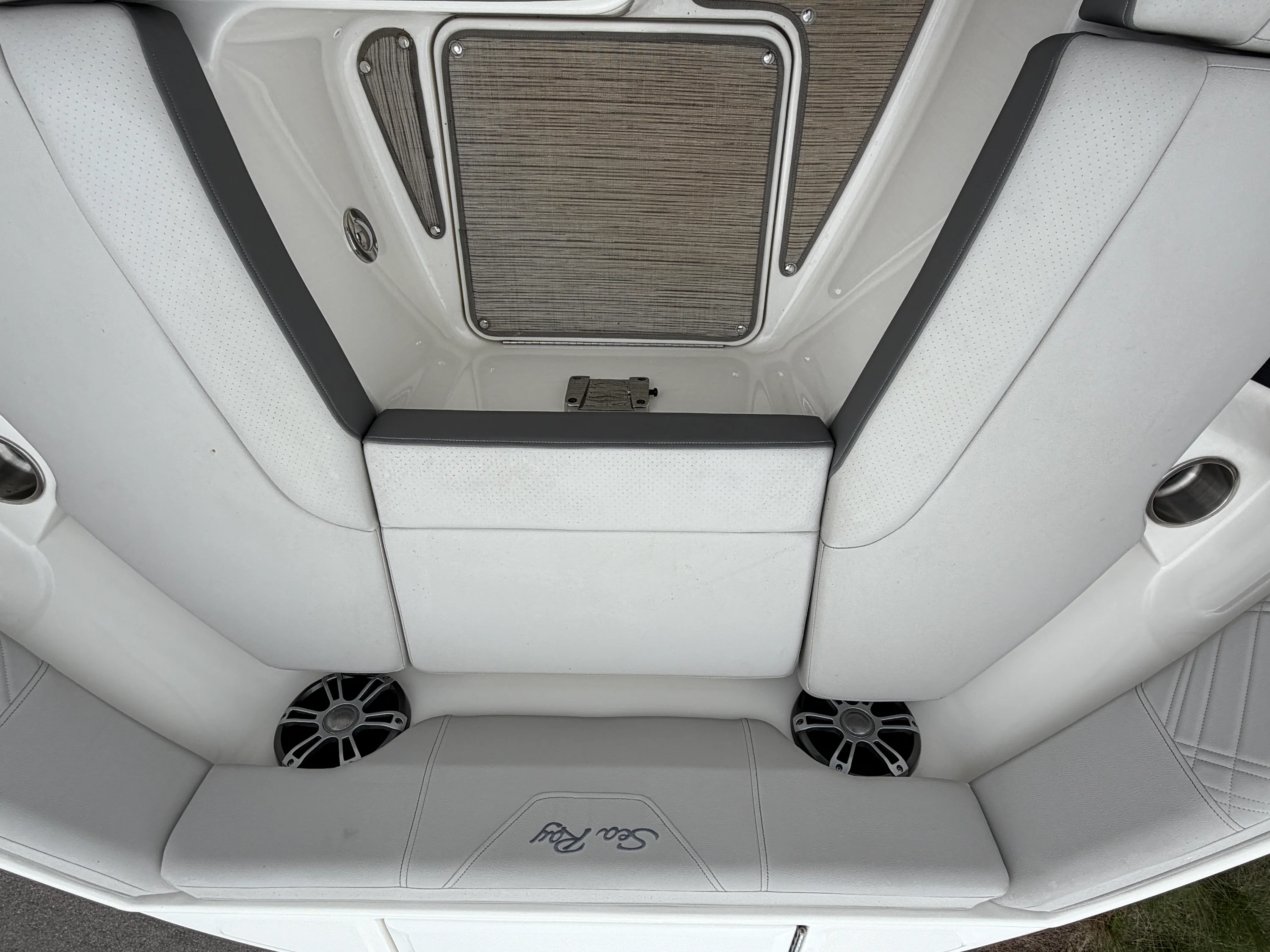 2025 Sea Ray 250 SDX Image Thumbnail #25
