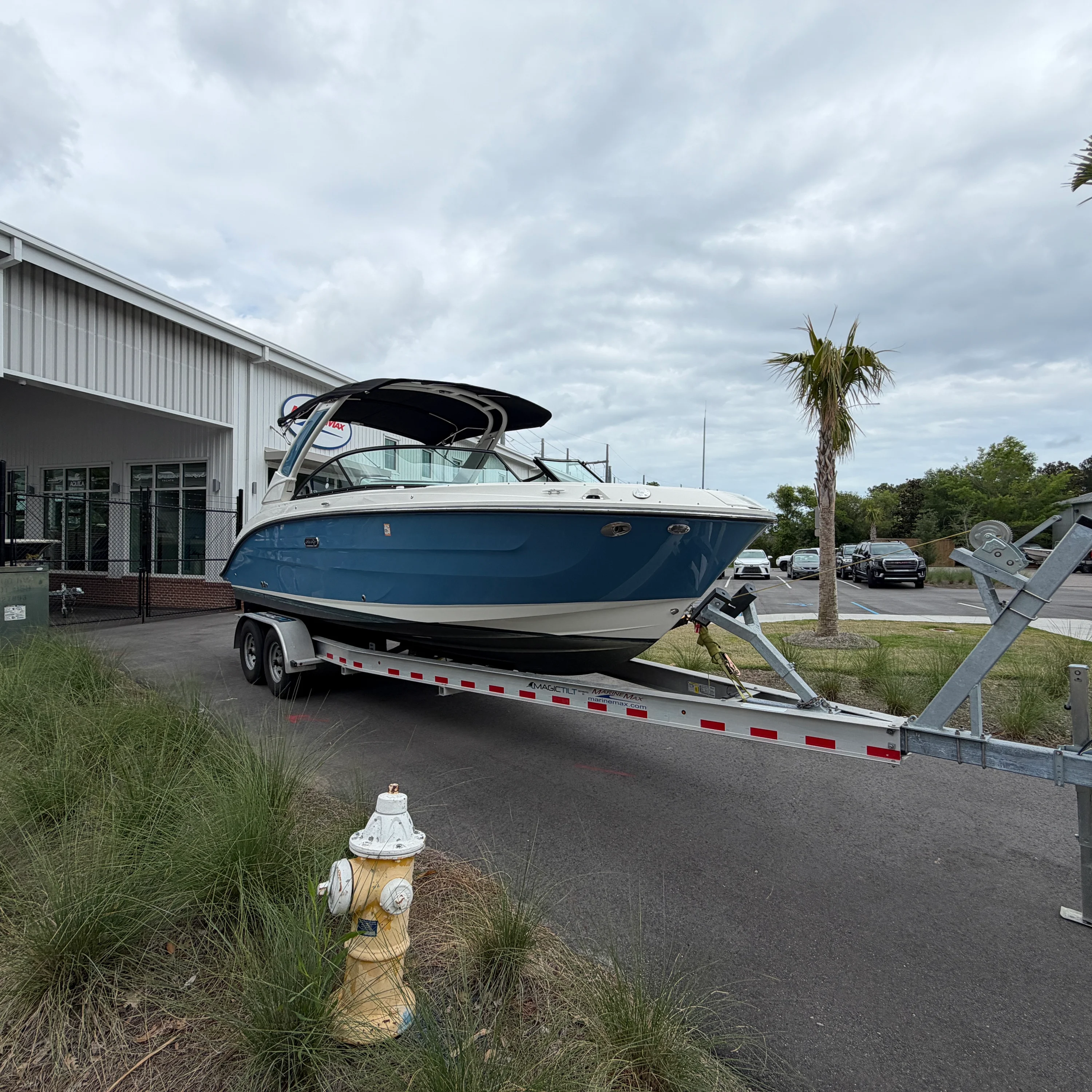 2025 Sea Ray 250 SDX Image Thumbnail #1