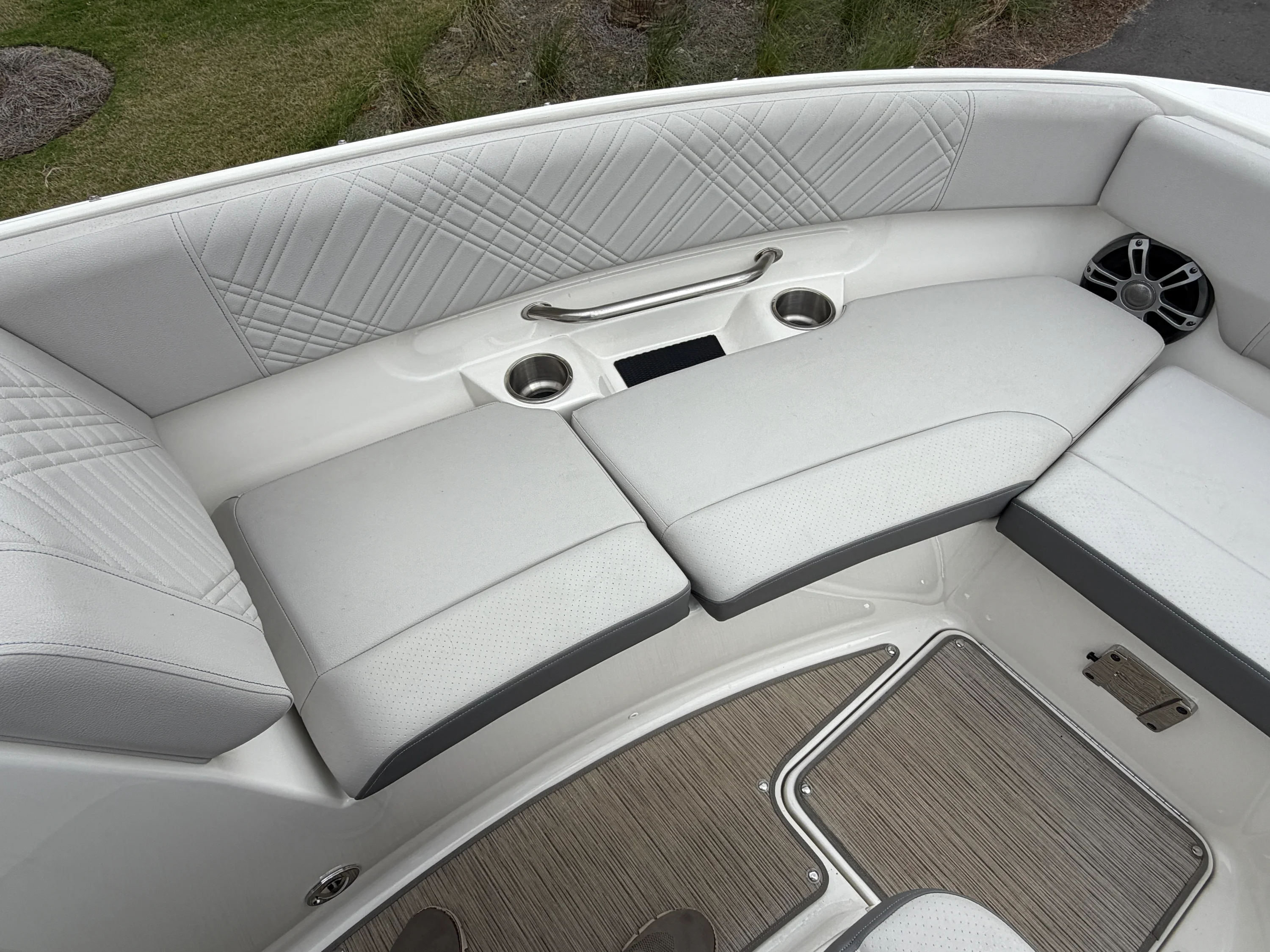 2025 Sea Ray 250 SDX Image Thumbnail #25