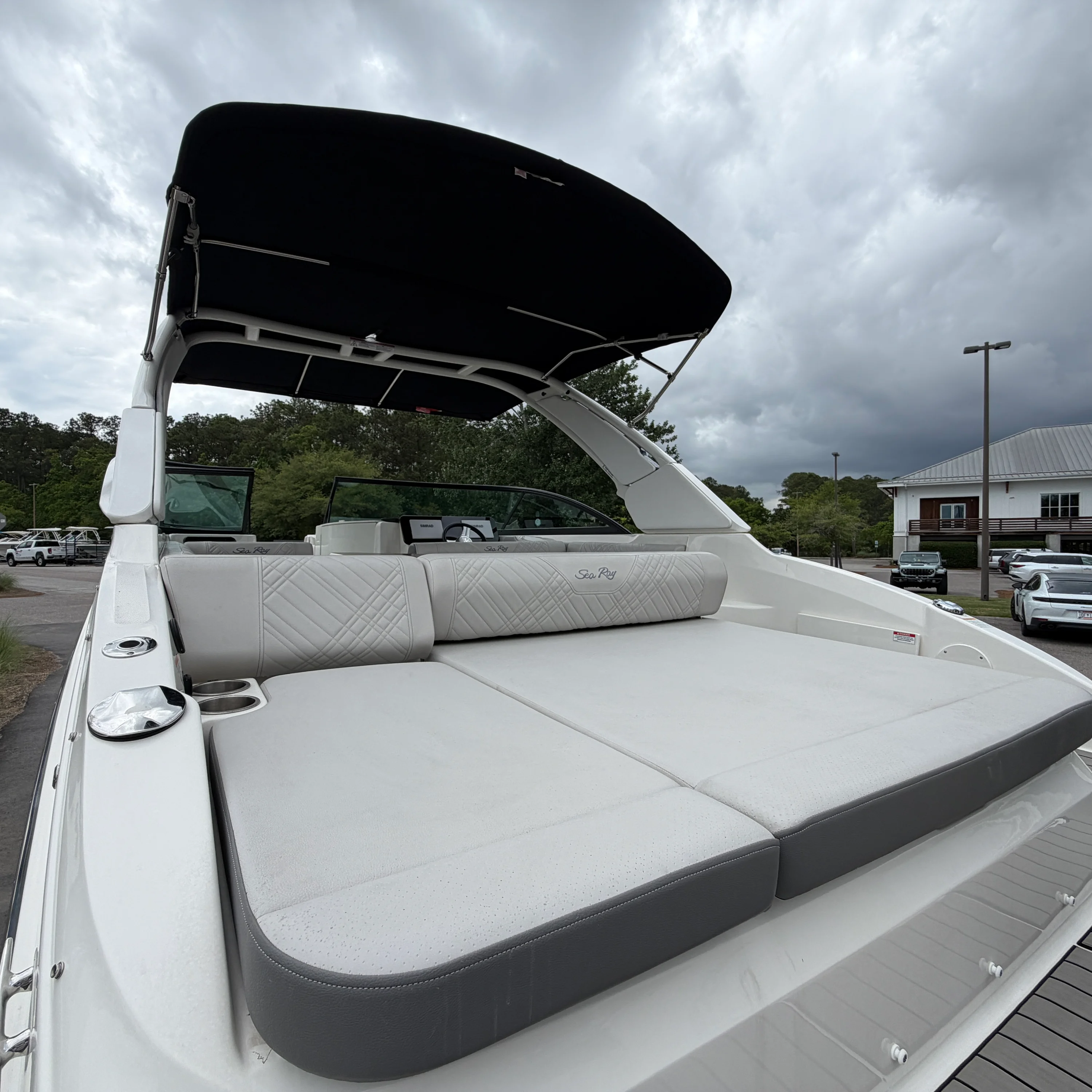 2025 Sea Ray 250 SDX Image Thumbnail #5
