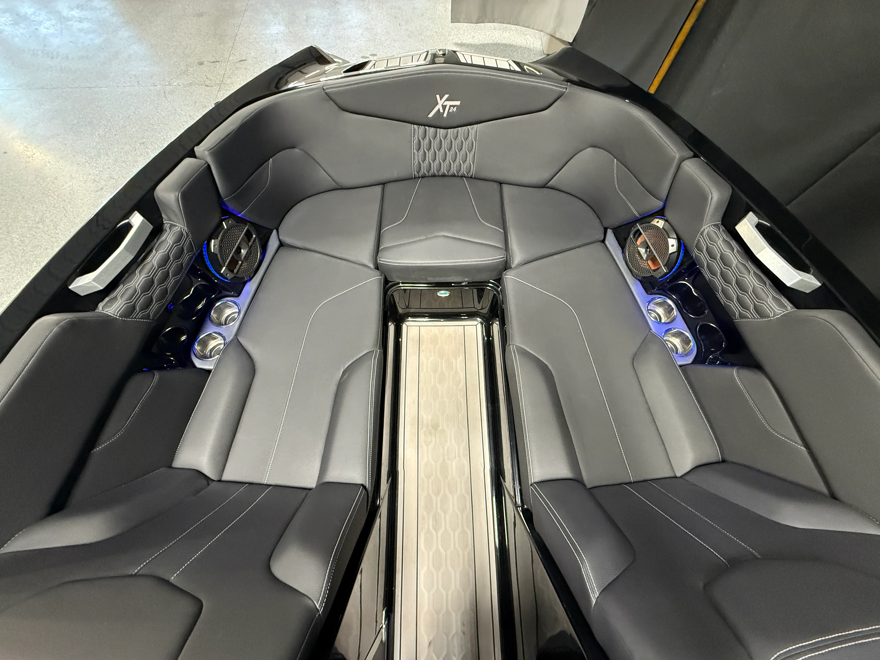2022 Mastercraft XT24 Image Thumbnail #87