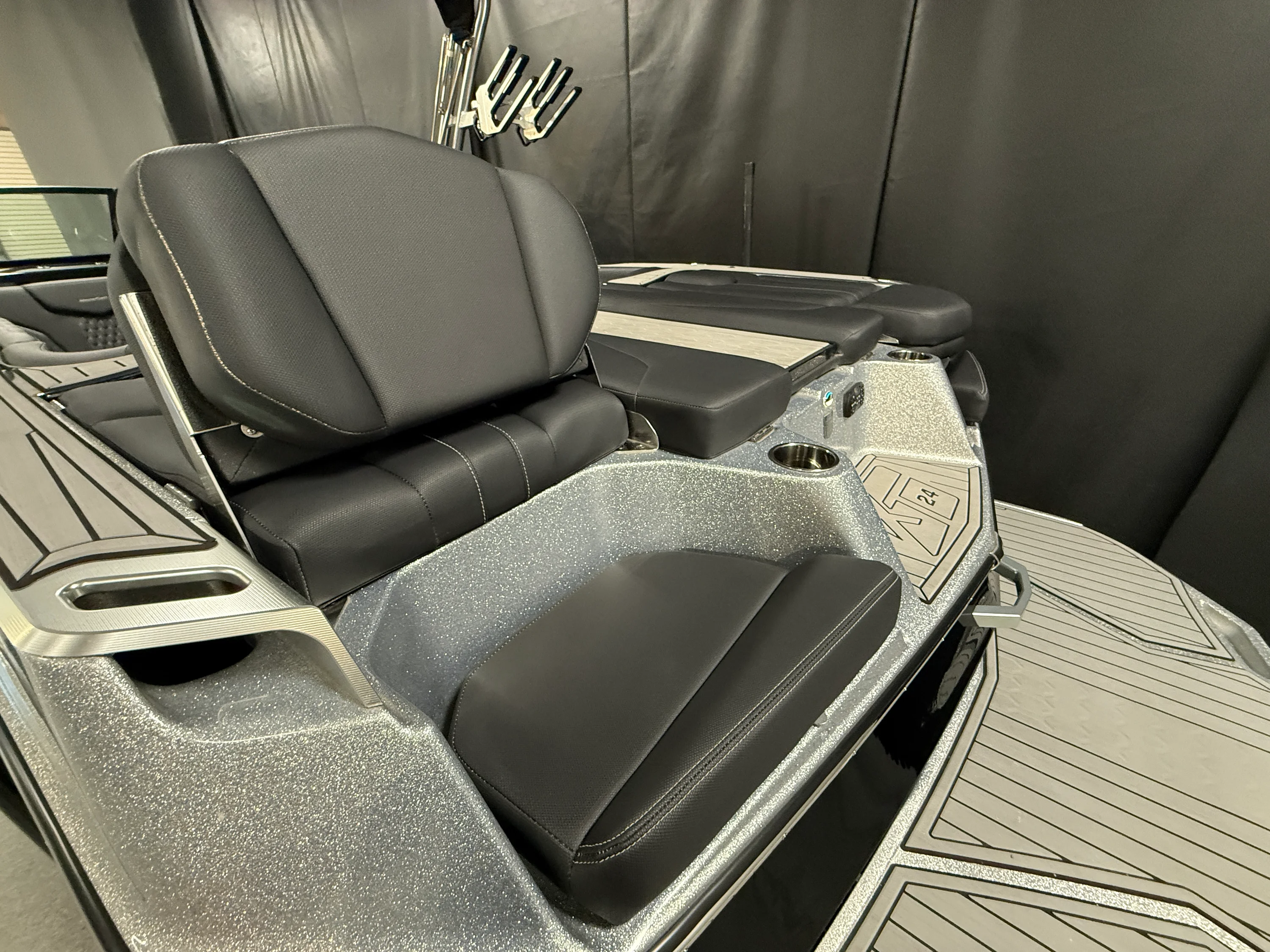 2022 Mastercraft XT24 Image Thumbnail #16