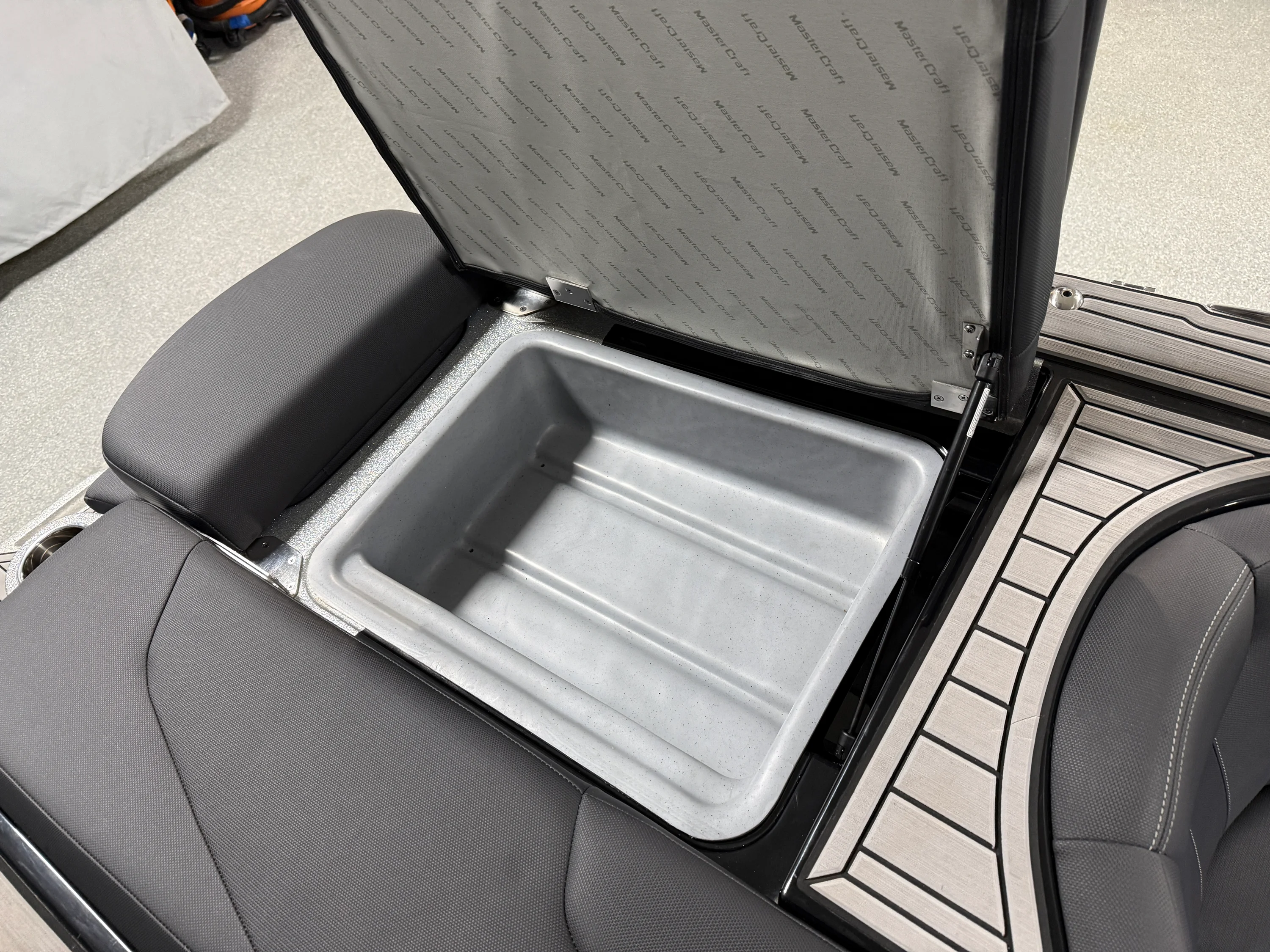2022 Mastercraft XT24 Image Thumbnail #30