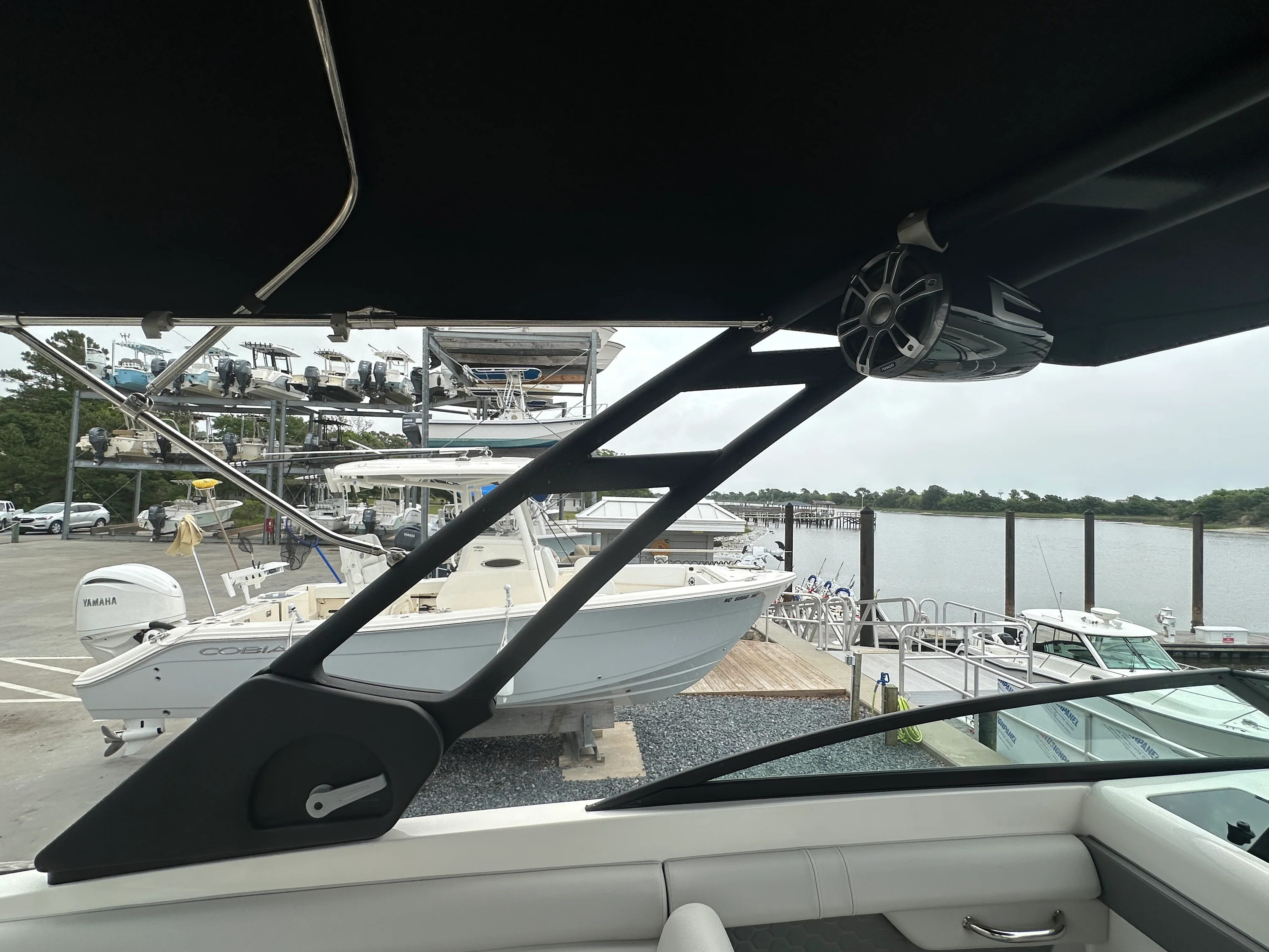 2024 Sea Ray 290 SDX OB Image Thumbnail #18