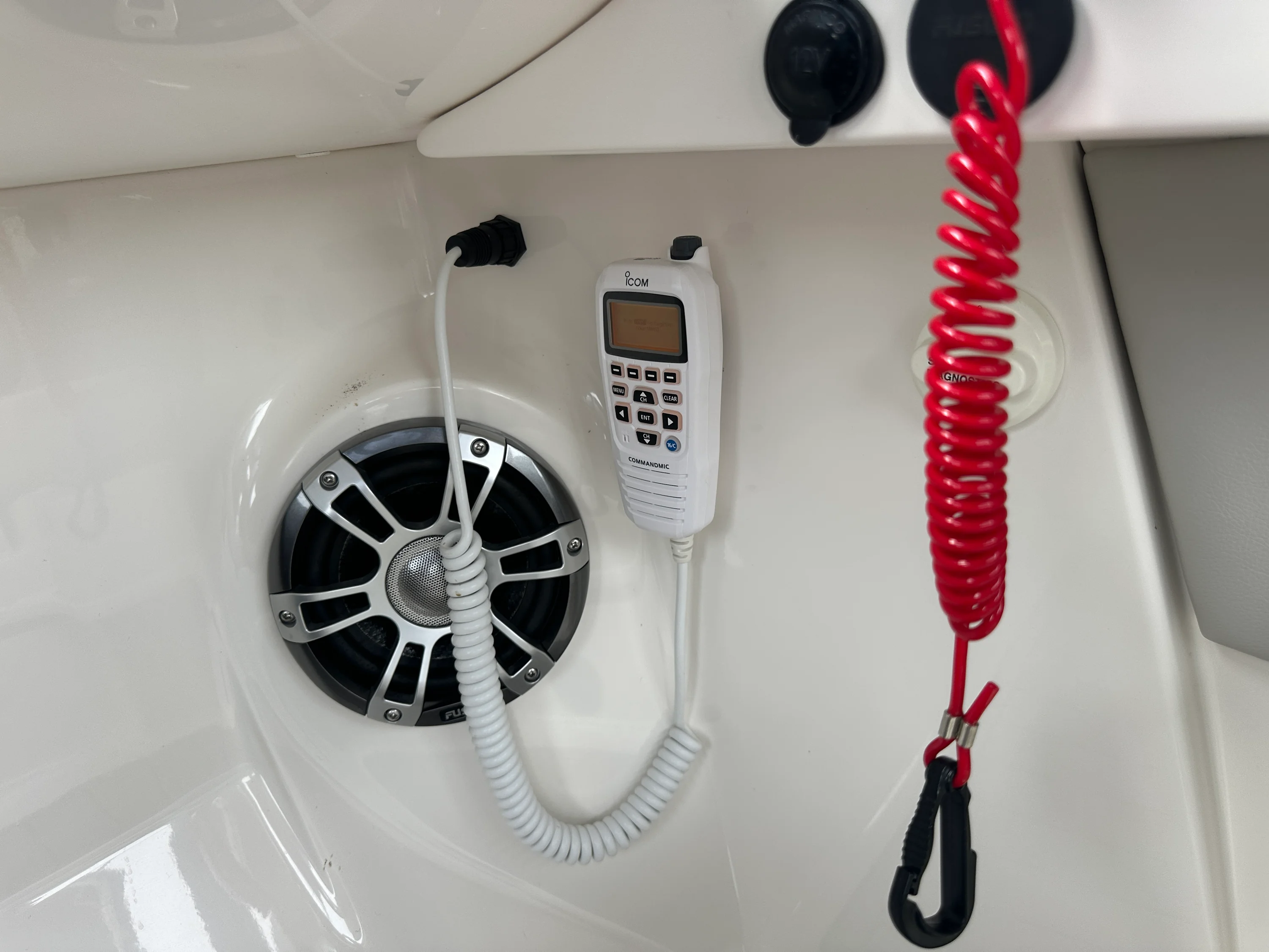 2024 Sea Ray 290 SDX OB Image Thumbnail #23