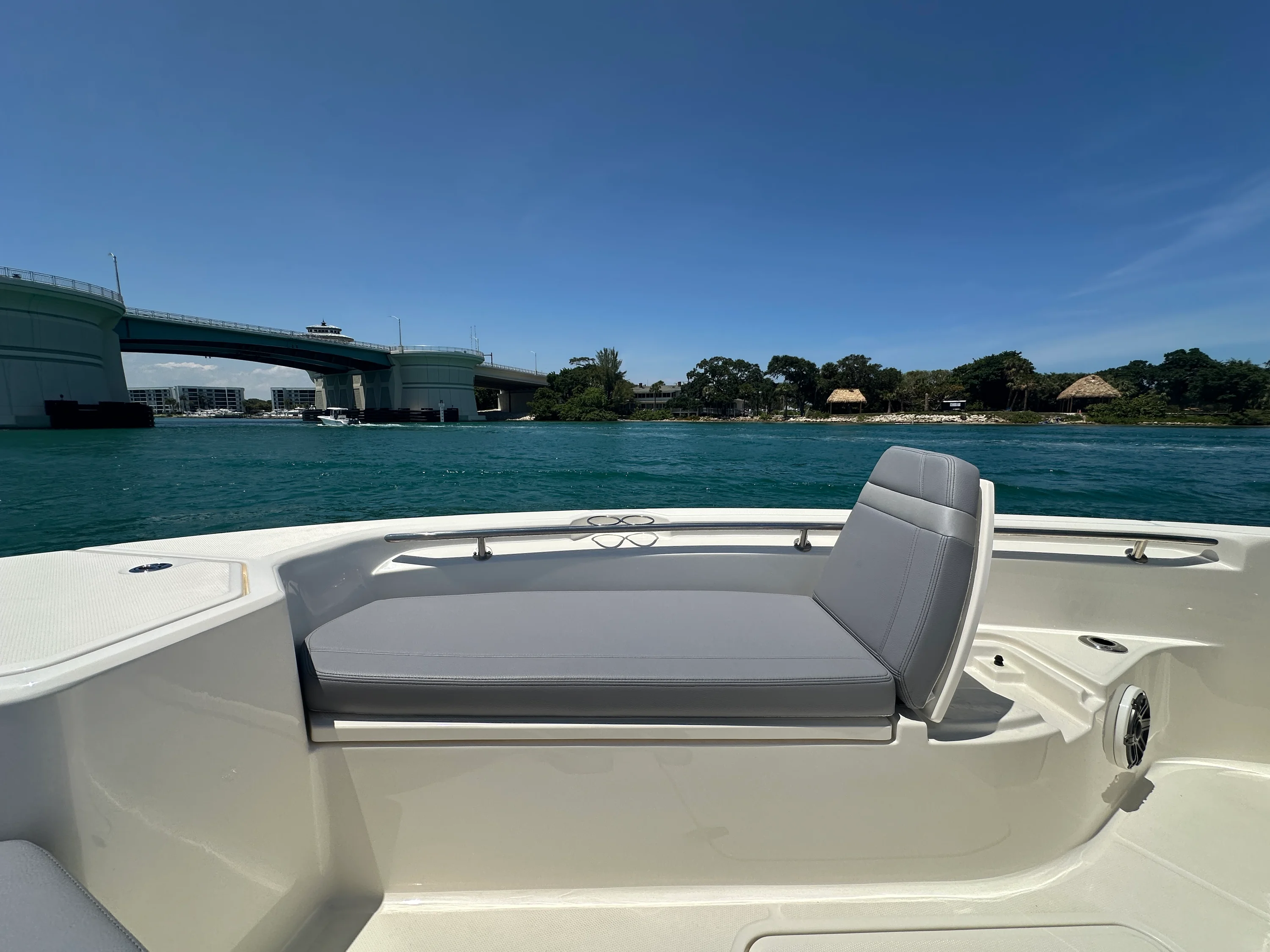 2024 Boston Whaler 280 Dauntless Image Thumbnail #15