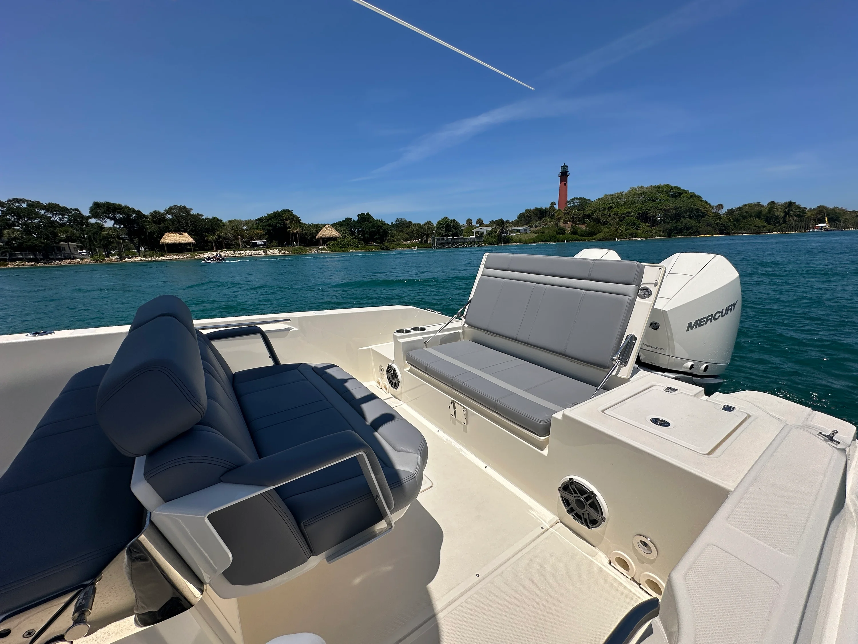 2024 Boston Whaler 280 Dauntless Image Thumbnail #9
