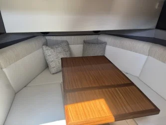 2022 Cruisers Yachts 38 GLS South Beach Image Thumbnail #14
