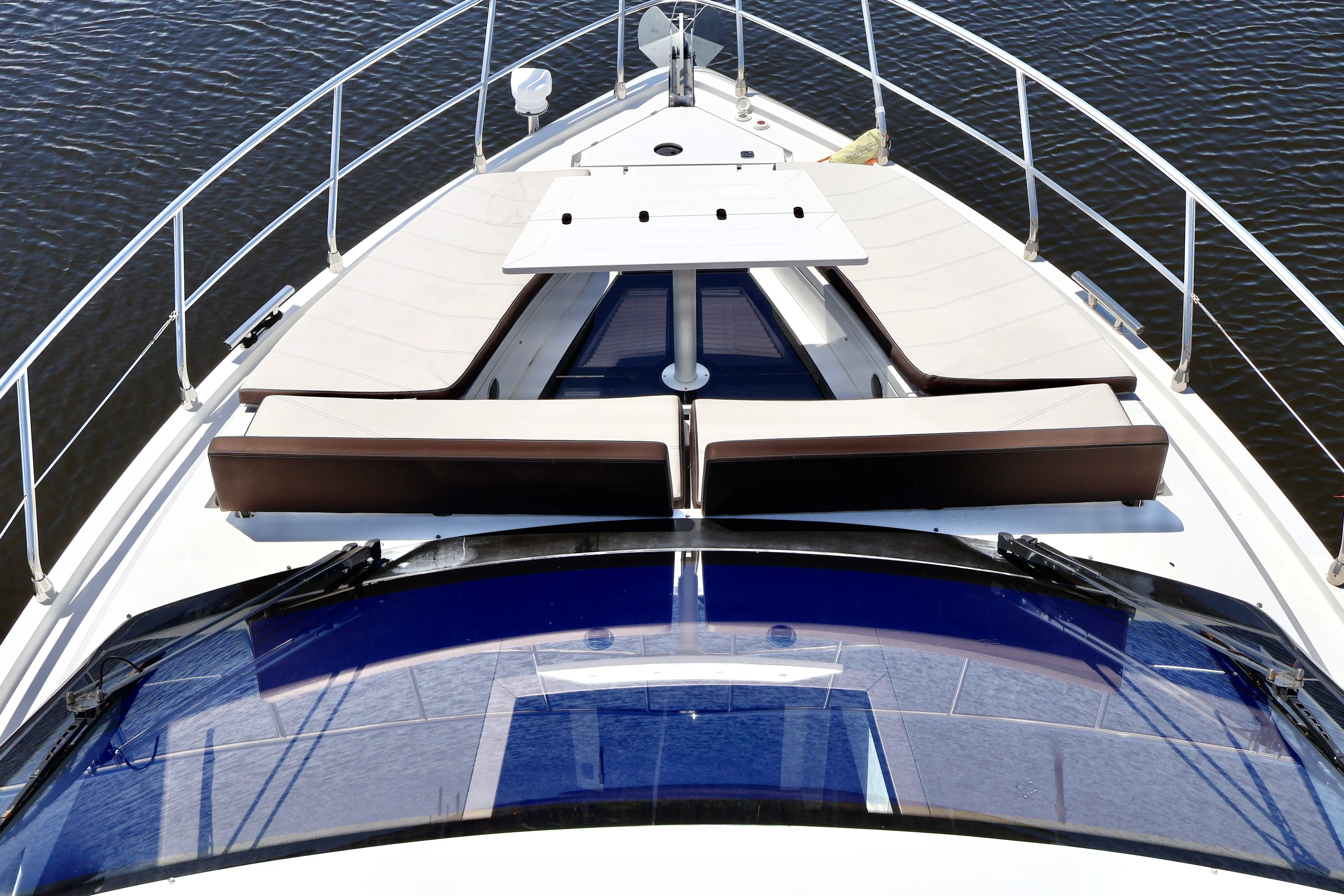 2022 Galeon 500 FLY Image Thumbnail #6