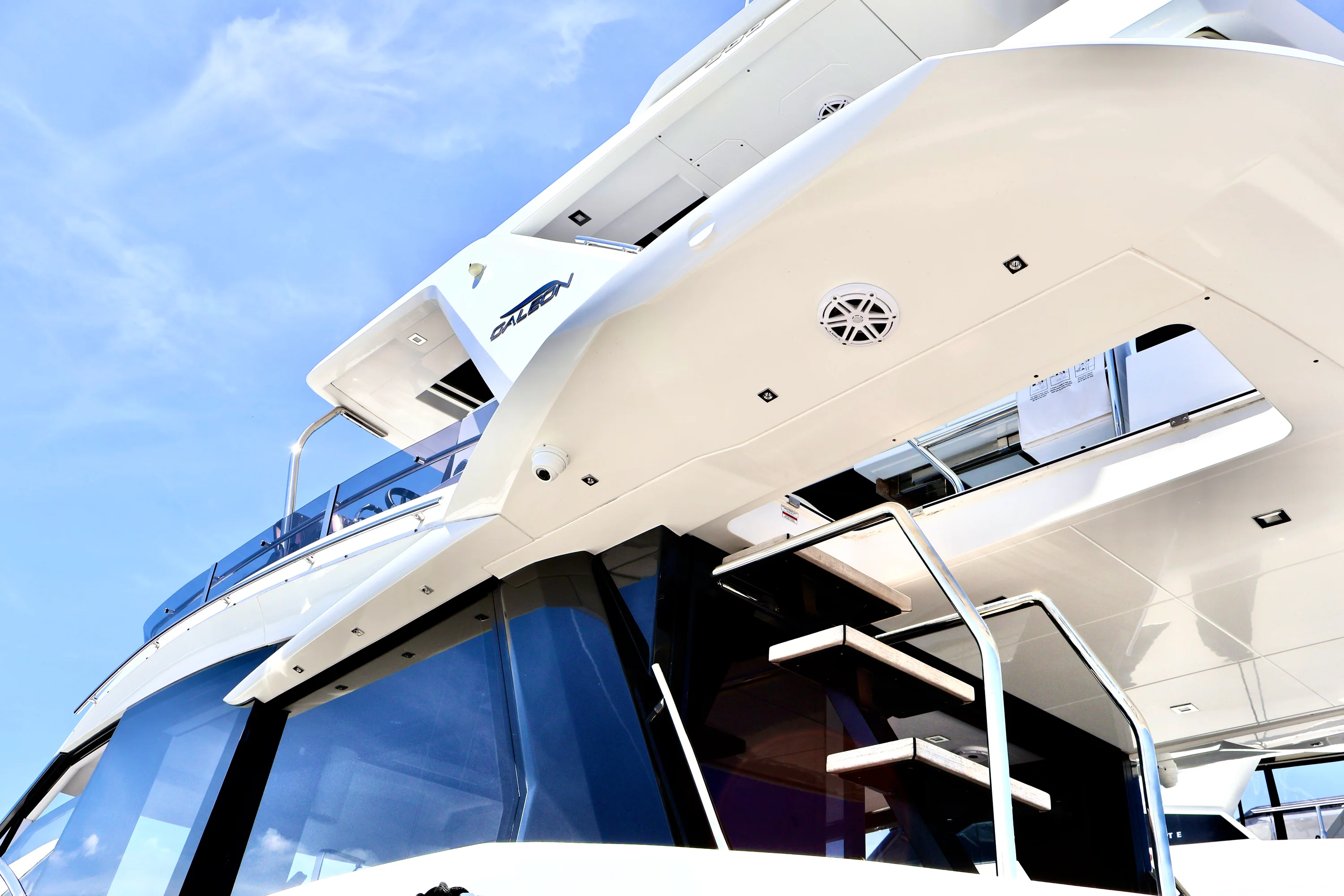 2022 Galeon 500 FLY Image Thumbnail #9