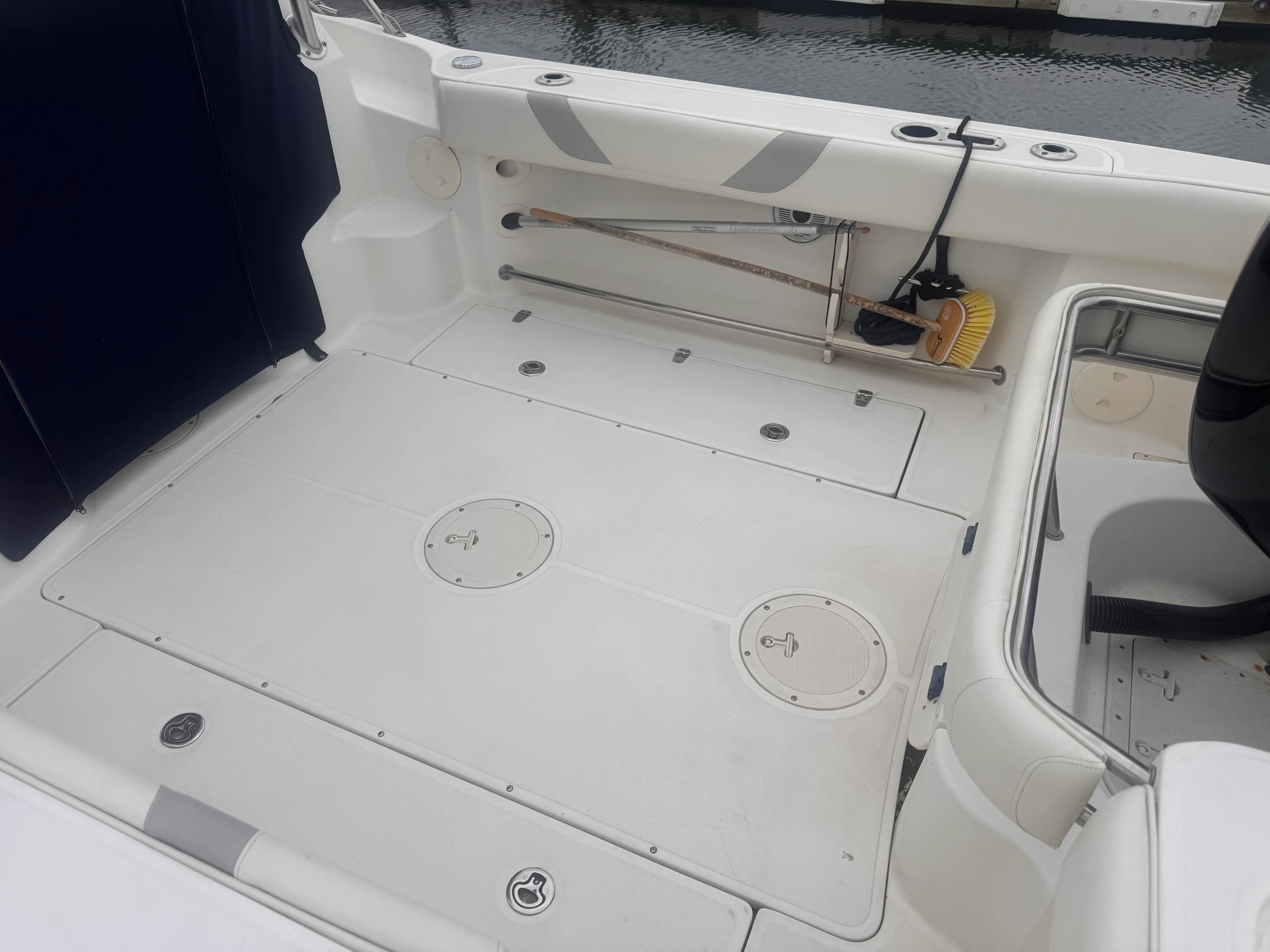 2012 Boston Whaler 235 CONQUEST Image Thumbnail #9