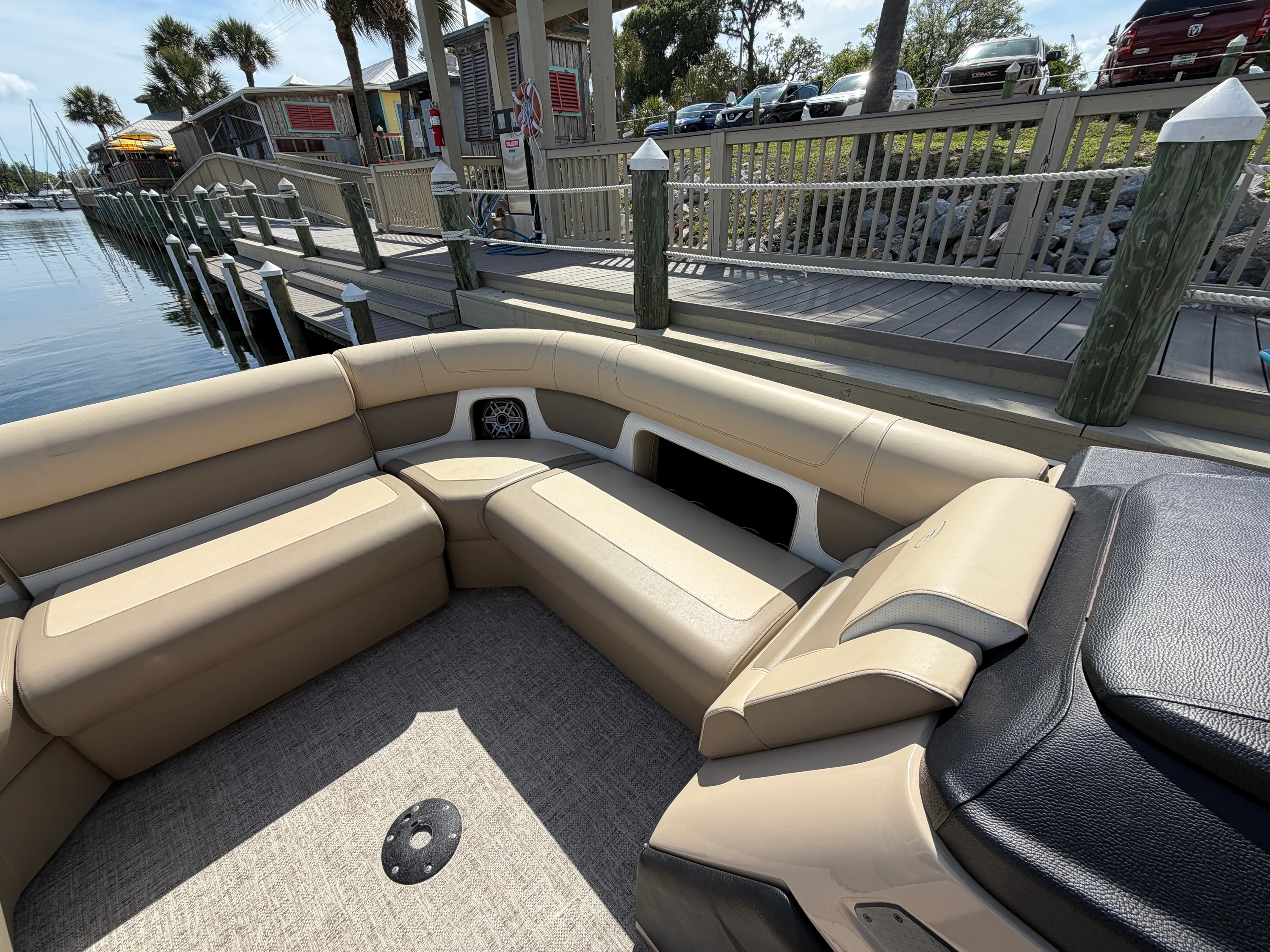 2024 Premier 230 SOLARIS Image Thumbnail #29