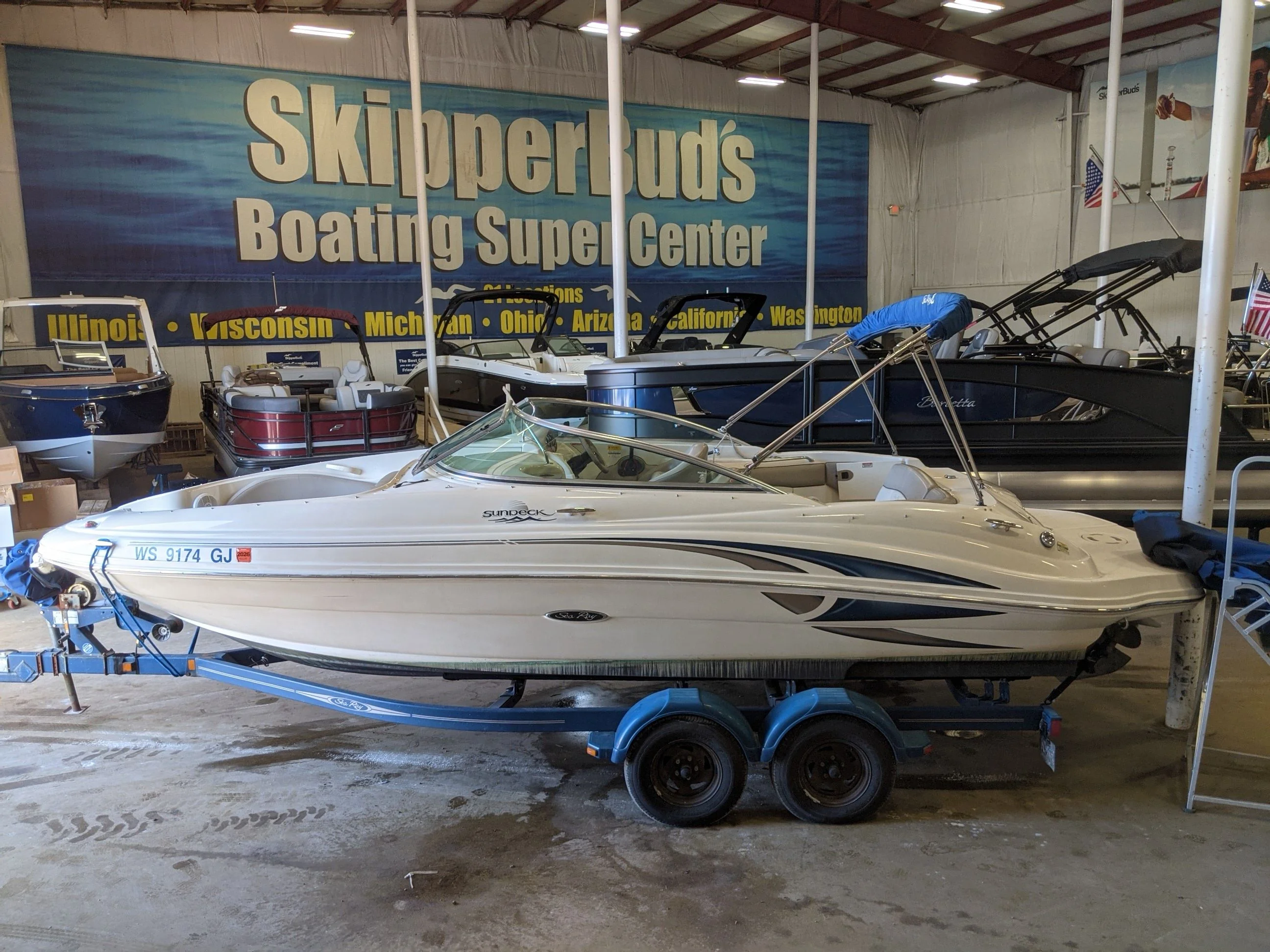 2002 Sea Ray 220 SUNDECK Image Thumbnail #0