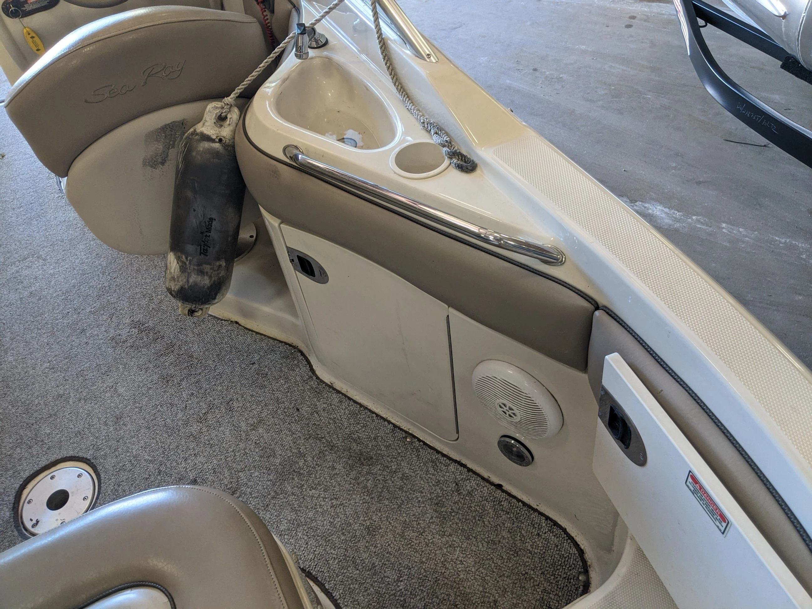 2002 Sea Ray 220 SUNDECK Image Thumbnail #8