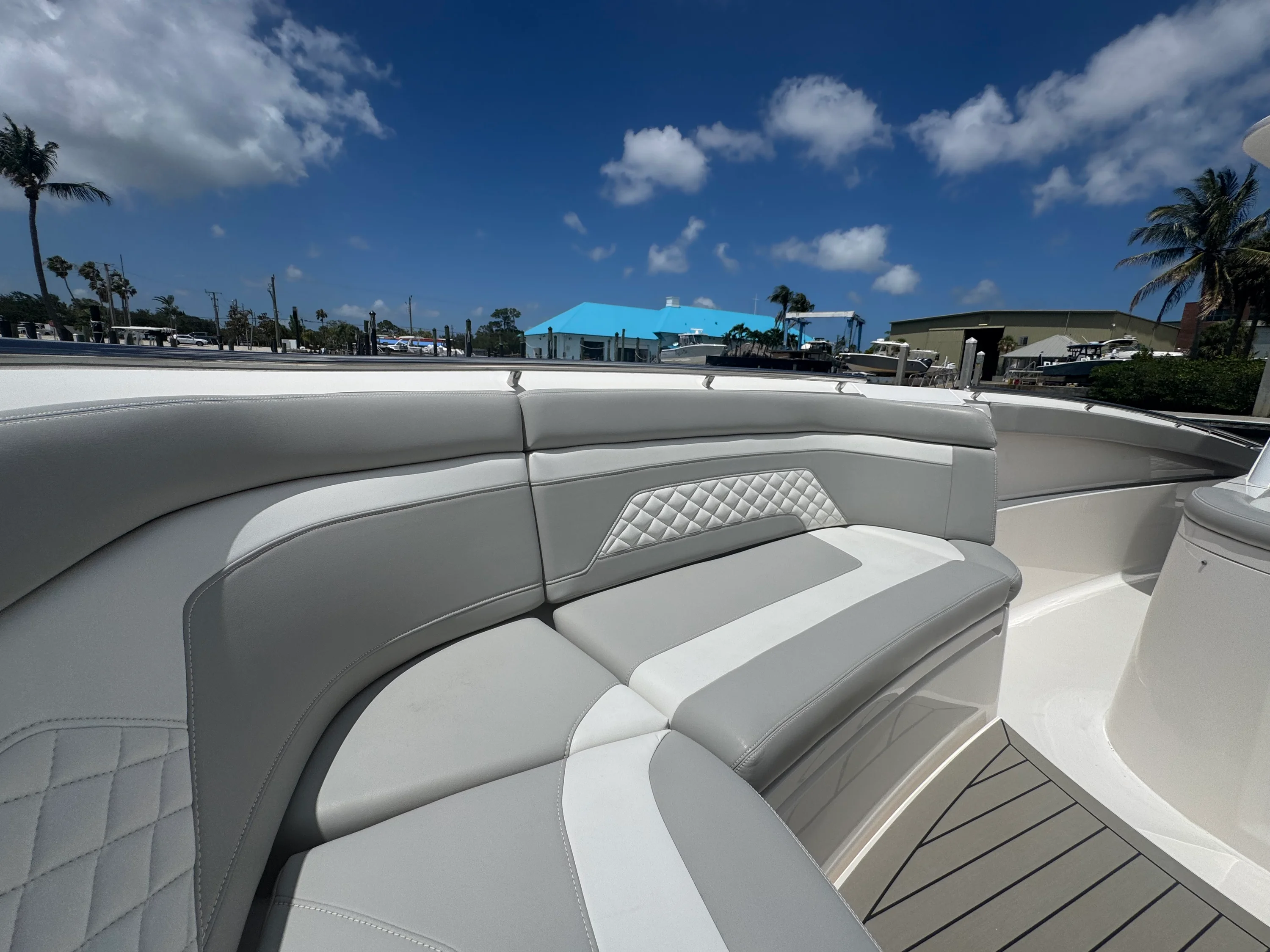 2021 Scout 330 LXF Image Thumbnail #20