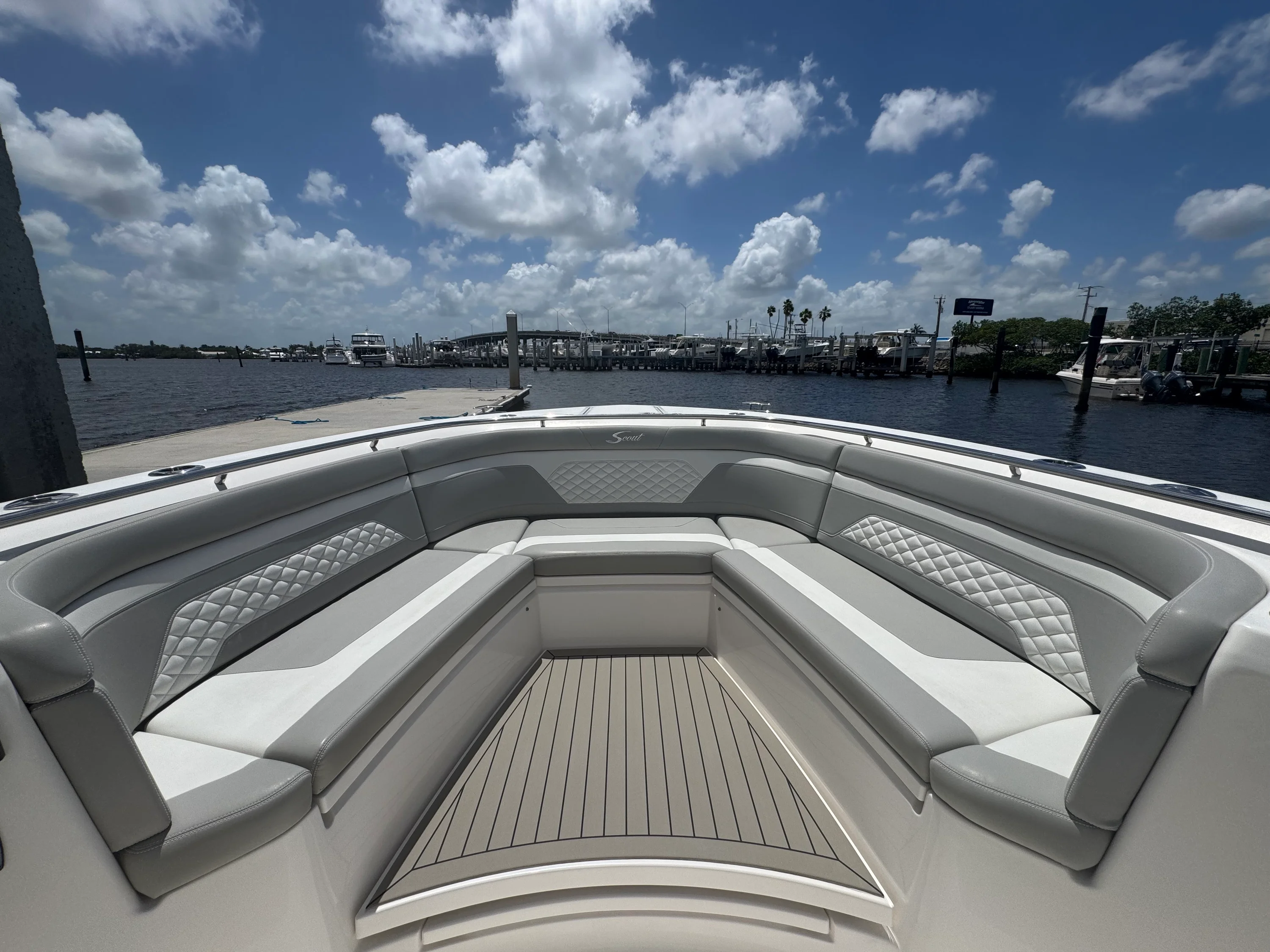 2021 Scout 330 LXF Image Thumbnail #16