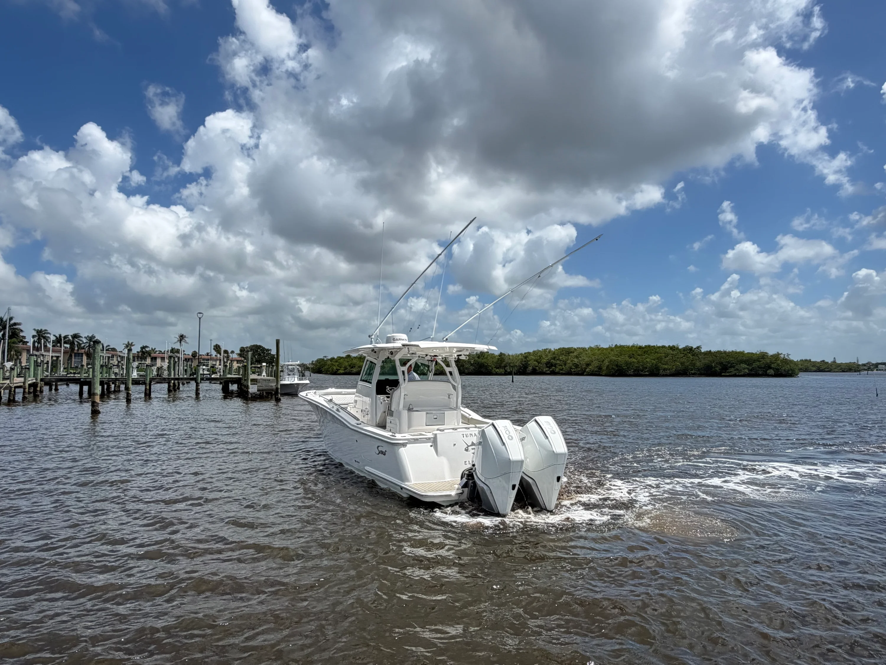 2021 Scout 330 LXF Image Thumbnail #3