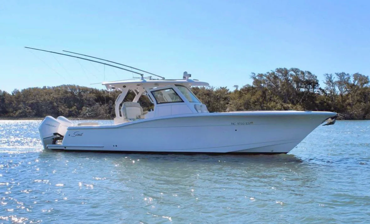 2021 Scout 330 LXF Image Thumbnail #0
