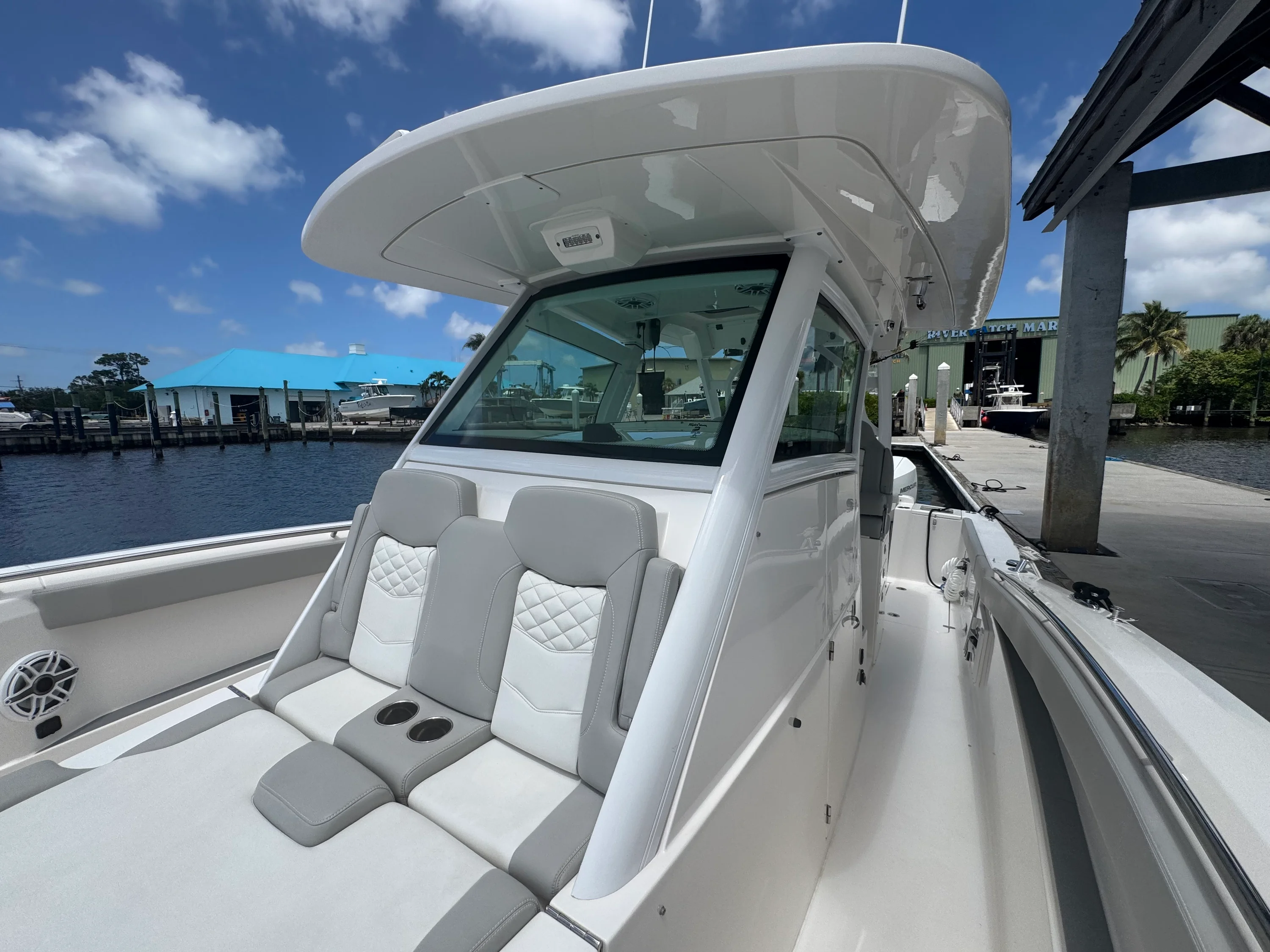 2021 Scout 330 LXF Image Thumbnail #29