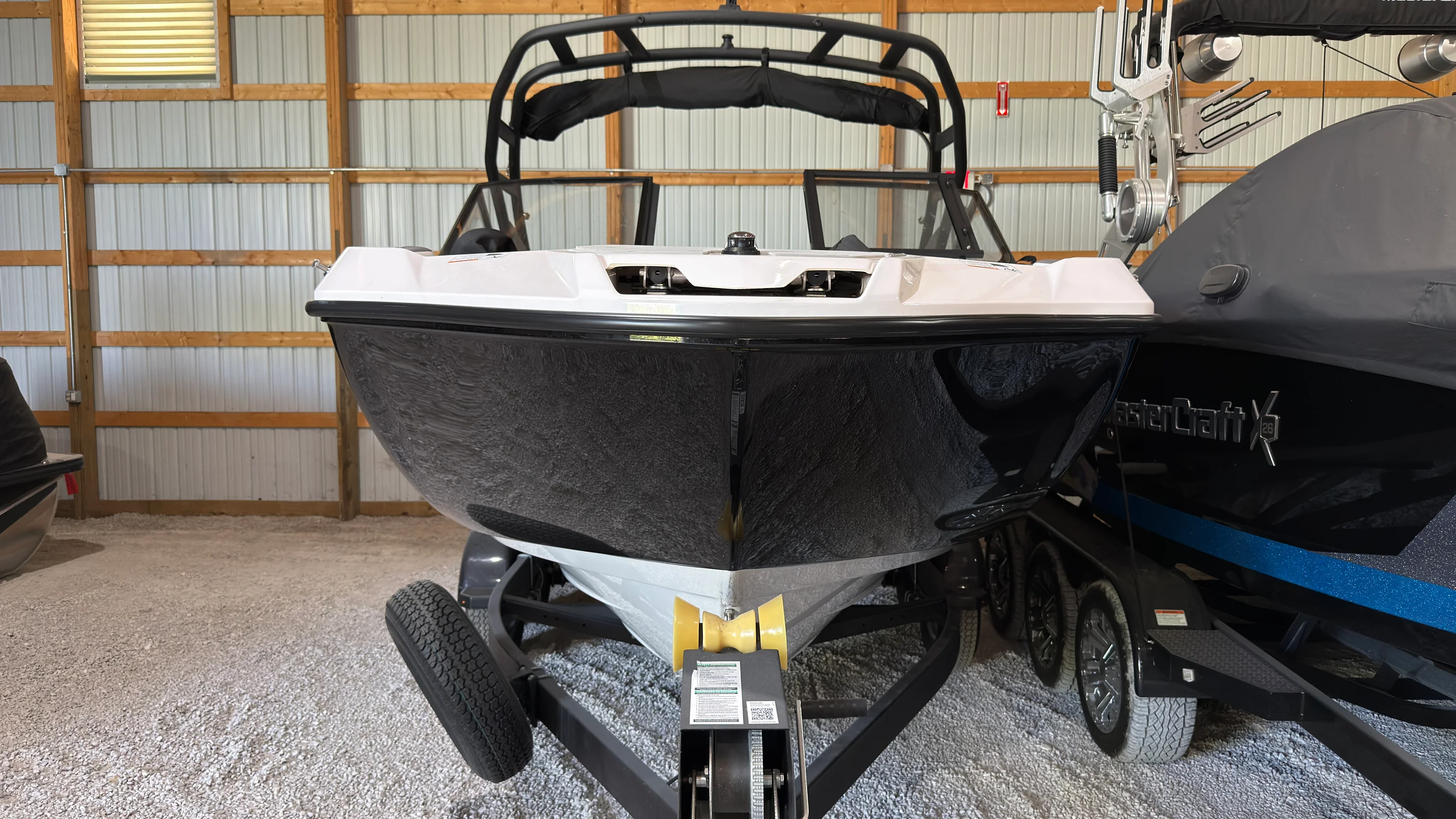 2024 Yamaha AR220 Image Thumbnail #2