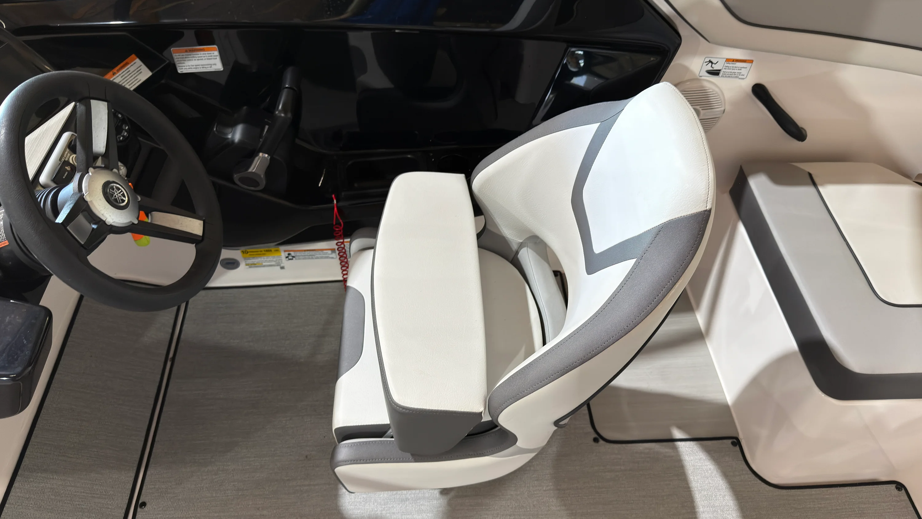 2024 Yamaha AR220 Image Thumbnail #19